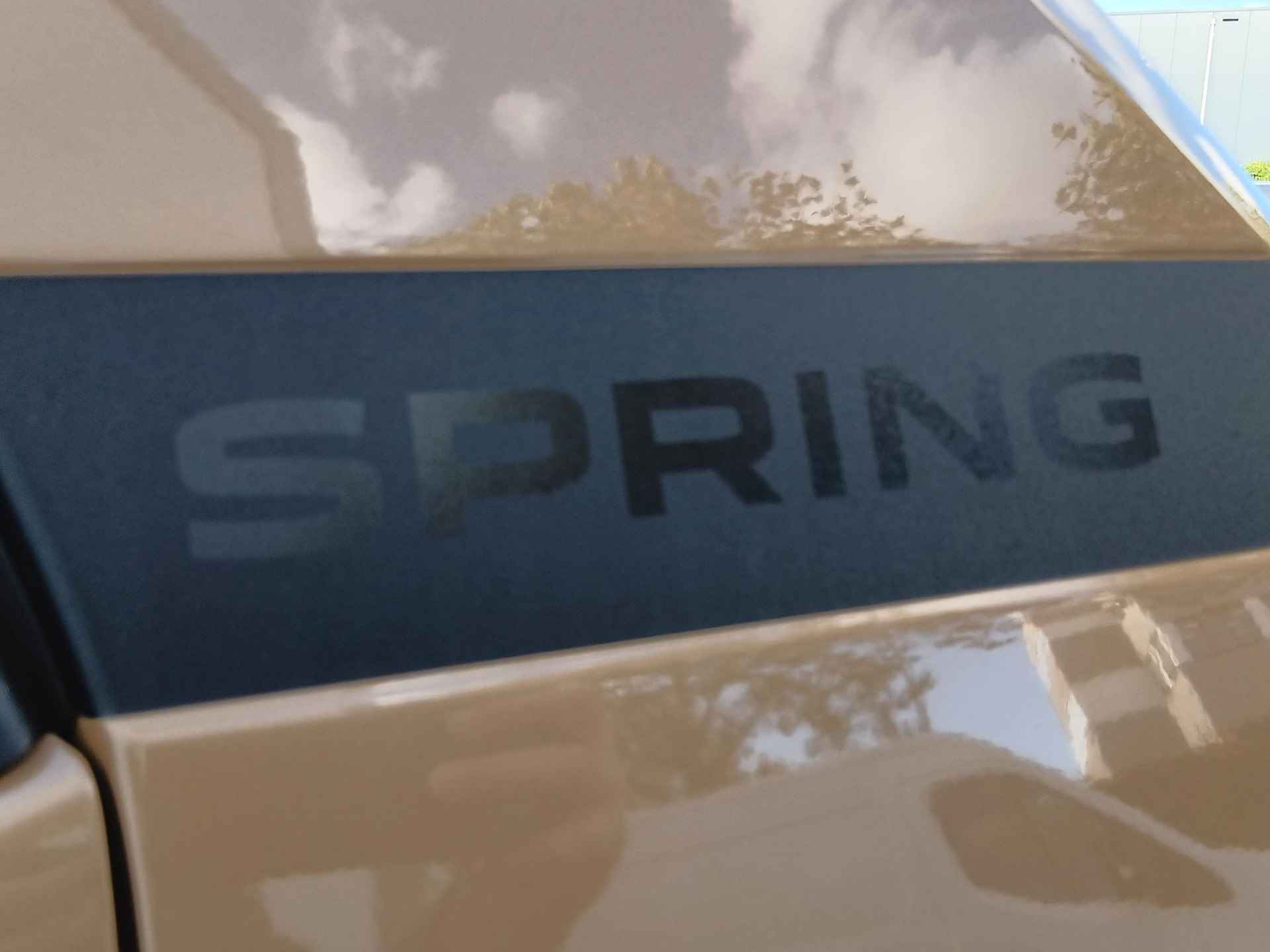 Dacia Spring Extreme 65 26.8 kWh Navigatie / Apple Carplay-Android Auto / Airco / Parkeersensoren + Camera - 37/41