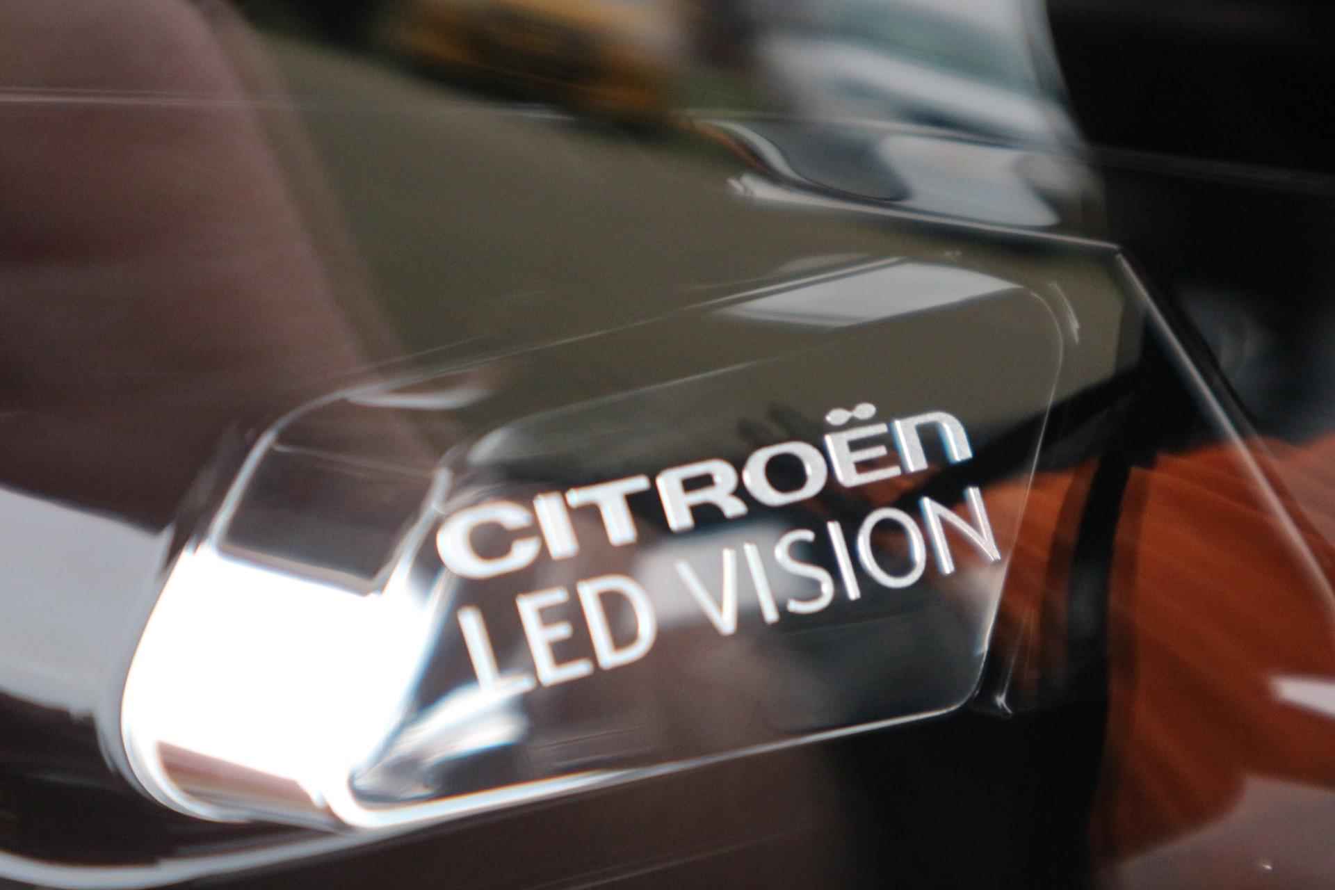 Citroen C3 1.2 PureTech ELLE AUTOMAAT LEDER CAMERA NAVI KEYLESS 17''!! - 7/39