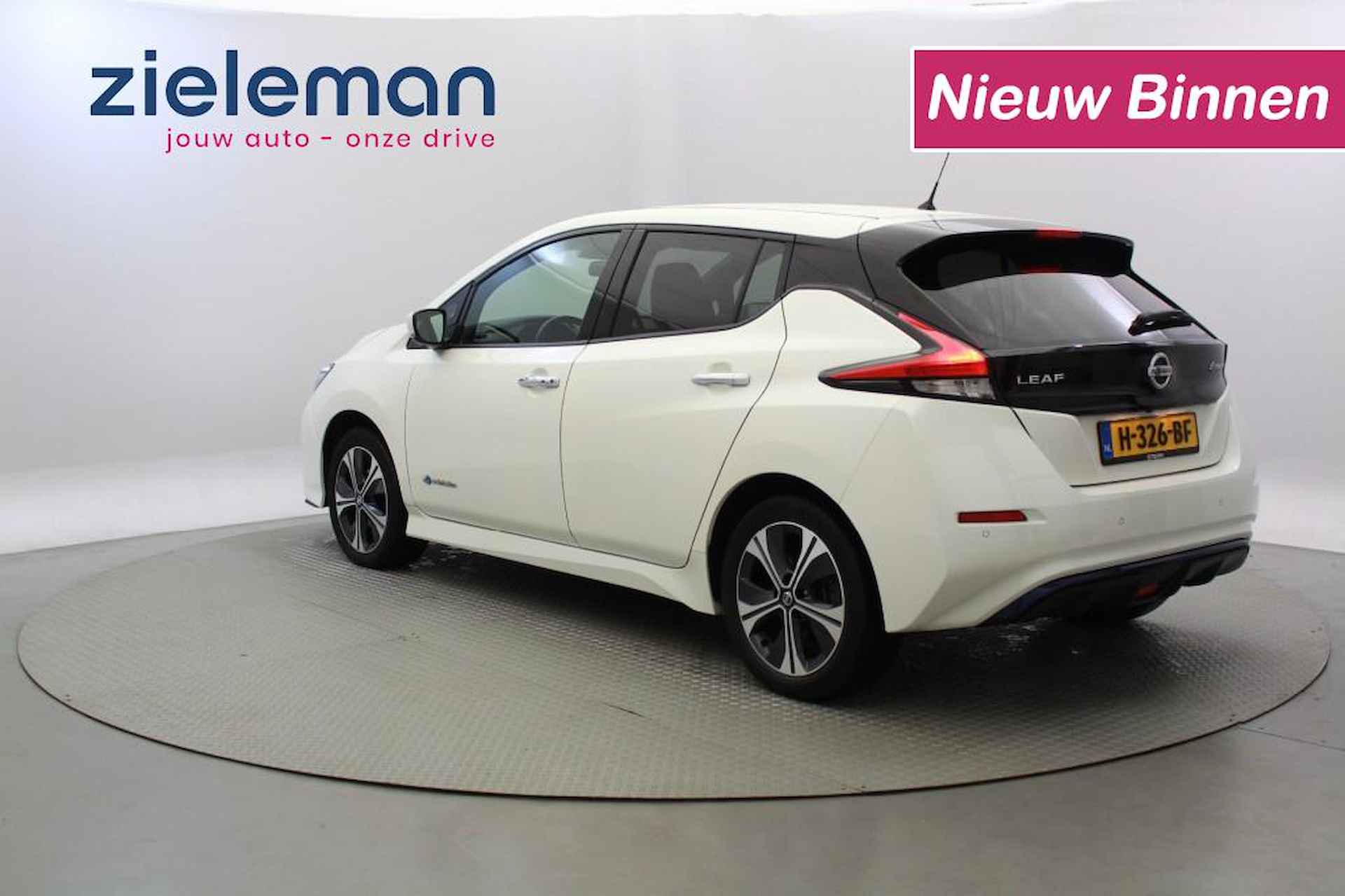 NISSAN Leaf e+ Tekna 62 kWh - Carplay, Camera, Stoelverw. GERESERVEERD - 3/32