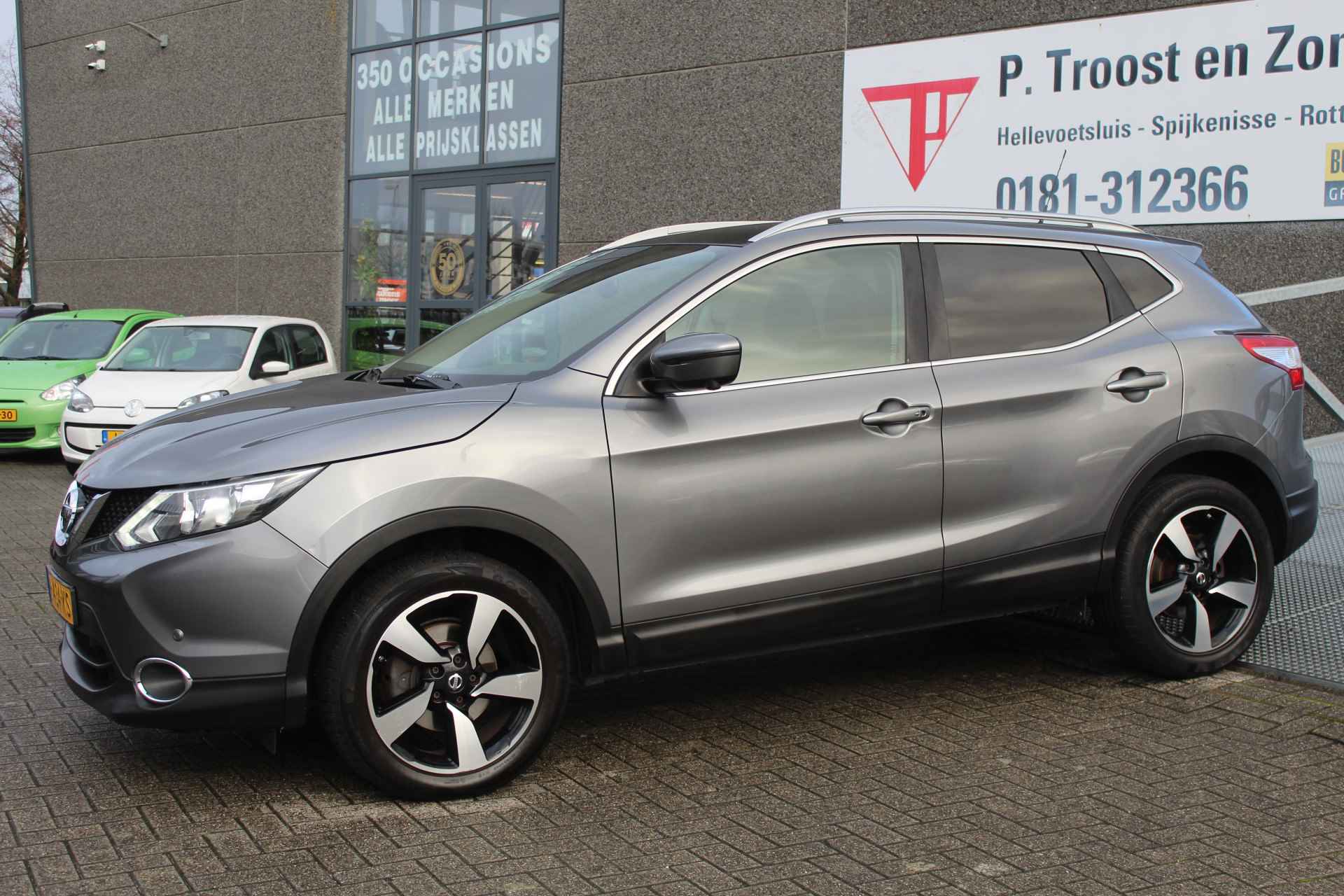 Nissan QASHQAI 1.2 Connect Edition Panoramadak/360Graden Camera/Achteruitrijcamera/Stoelverwarming/Cruise Control/Navigatie/Bluetooth/Keyless E - 4/29