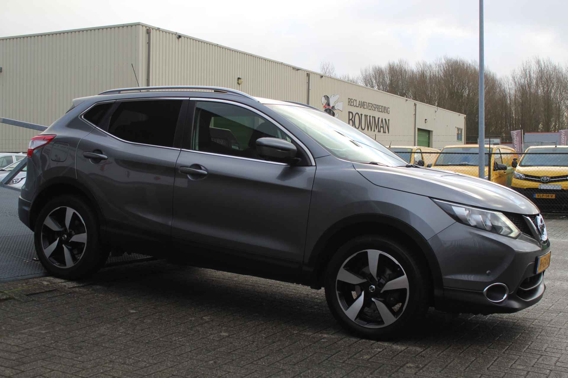 Nissan QASHQAI 1.2 Connect Edition Panoramadak/360Graden Camera/Achteruitrijcamera/Stoelverwarming/Cruise Control/Navigatie/Bluetooth/Keyless E - 7/29