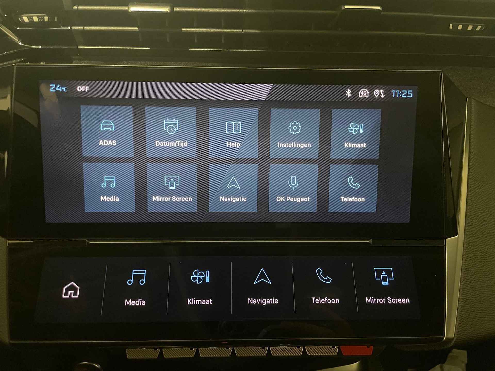 Peugeot 308 1.2 PureTech Allure Pack Business | Navigatie | Camera | Apple Carplay/Android Auto - 18/26