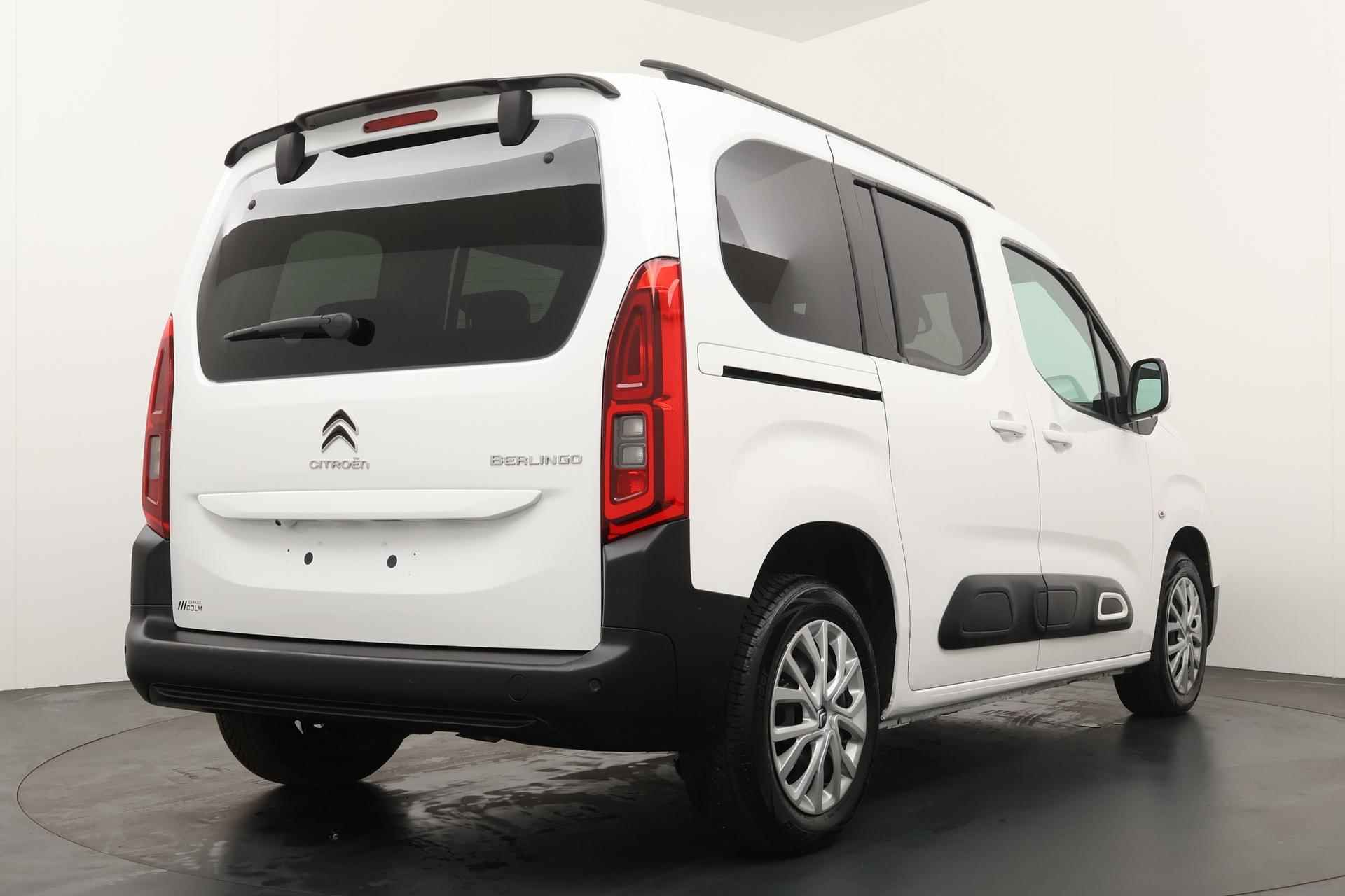 Citroen Berlingo 1.2 130PK Shine Automaat | Navigatie | Camera | Climate control | Apple Carplay/Android Auto | Parkeersensoren V+A - 2/19