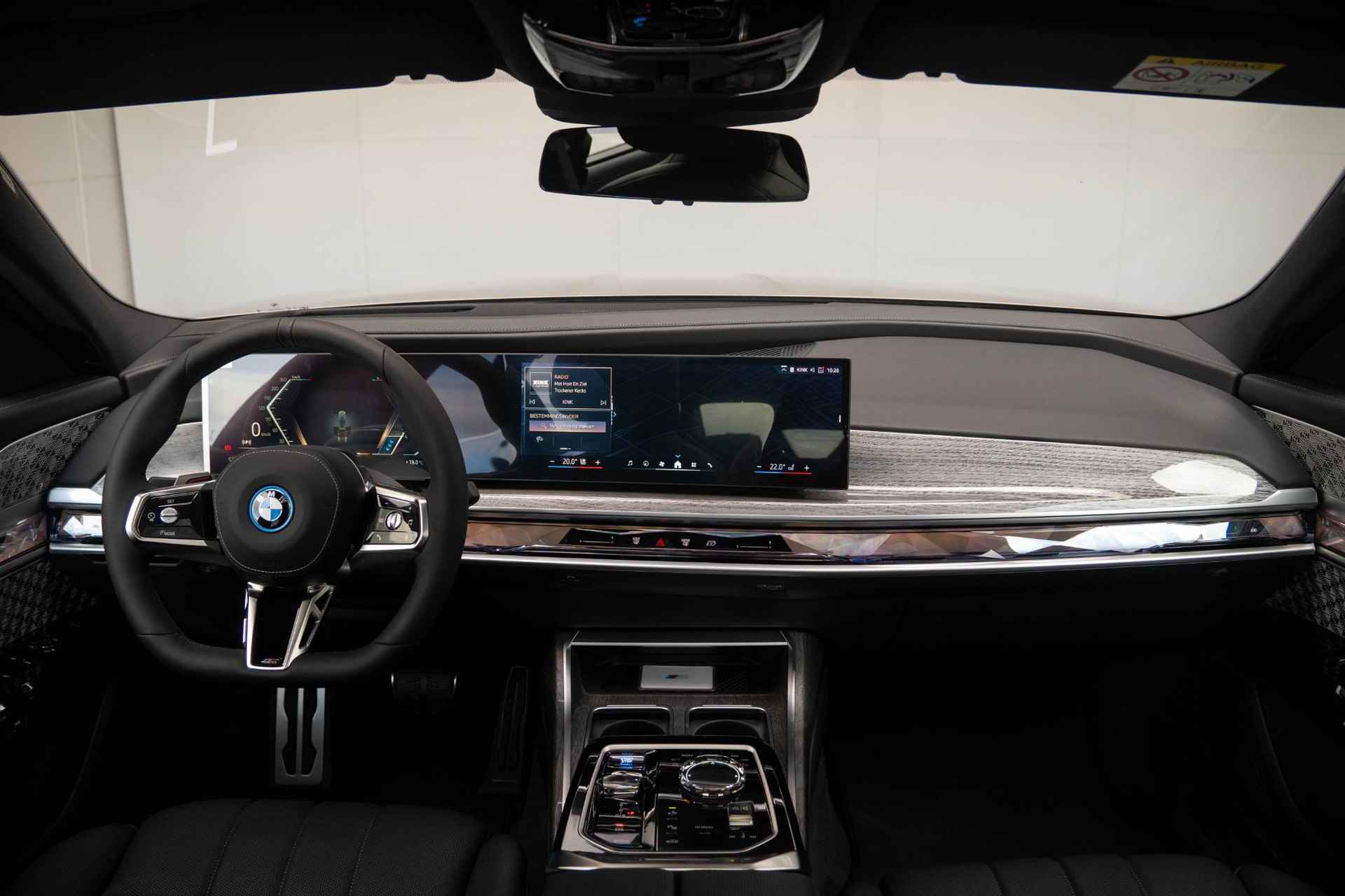 BMW i7 Sedan eDrive50 | Privilege Edition | M Sportpakket Pro | BMW Individual Interieur | Innovation Package | Executive Pack | Connosseur Pack - 9/76