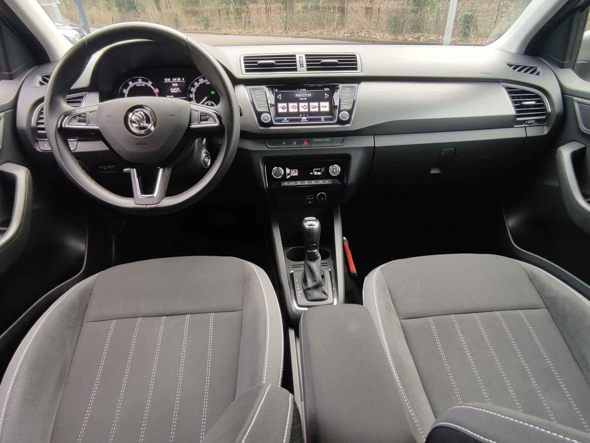 Škoda Fabia Combi 1.0 TSI 110PK Style DSG Climate control - Parkeersensoren V+A - Navigatie - LMV - 21/30
