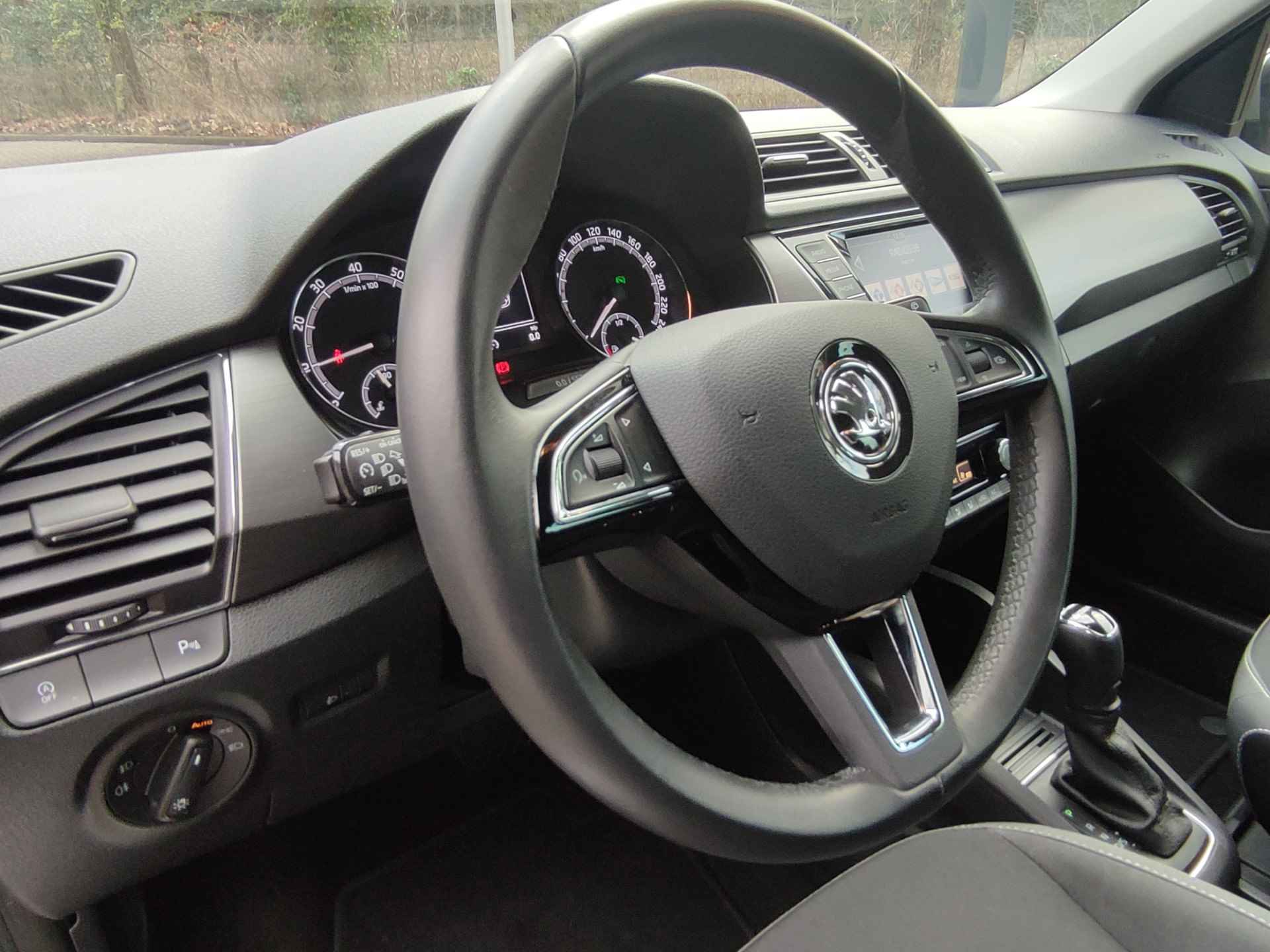 Škoda Fabia Combi 1.0 TSI 110PK Style DSG Climate control - Parkeersensoren V+A - Navigatie - LMV - 12/30
