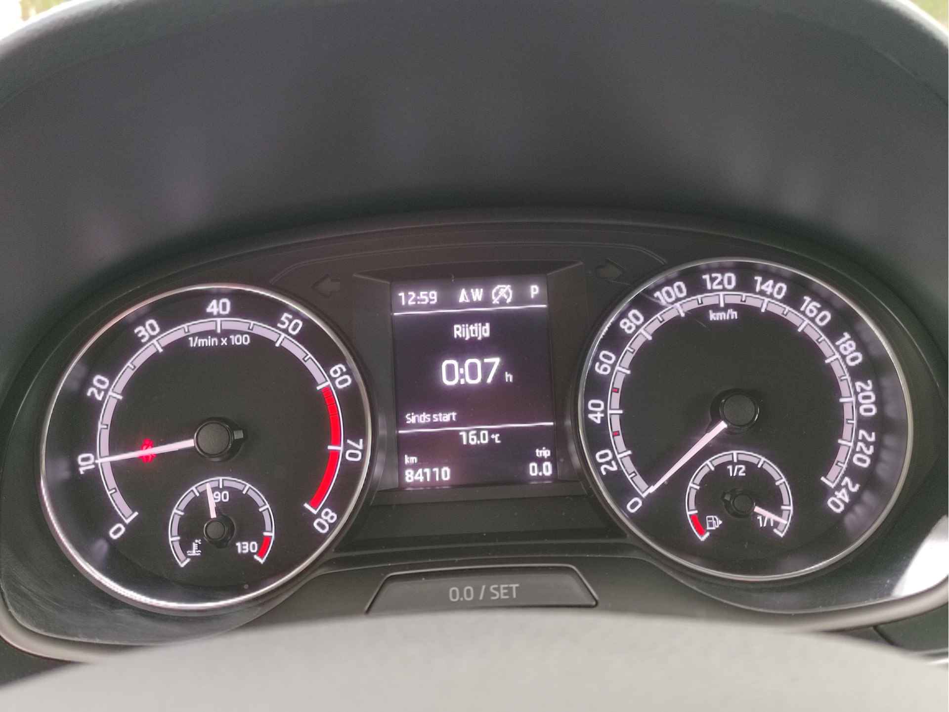 Škoda Fabia Combi 1.0 TSI 110PK Style DSG Climate control - Parkeersensoren V+A - Navigatie - LMV - 15/30
