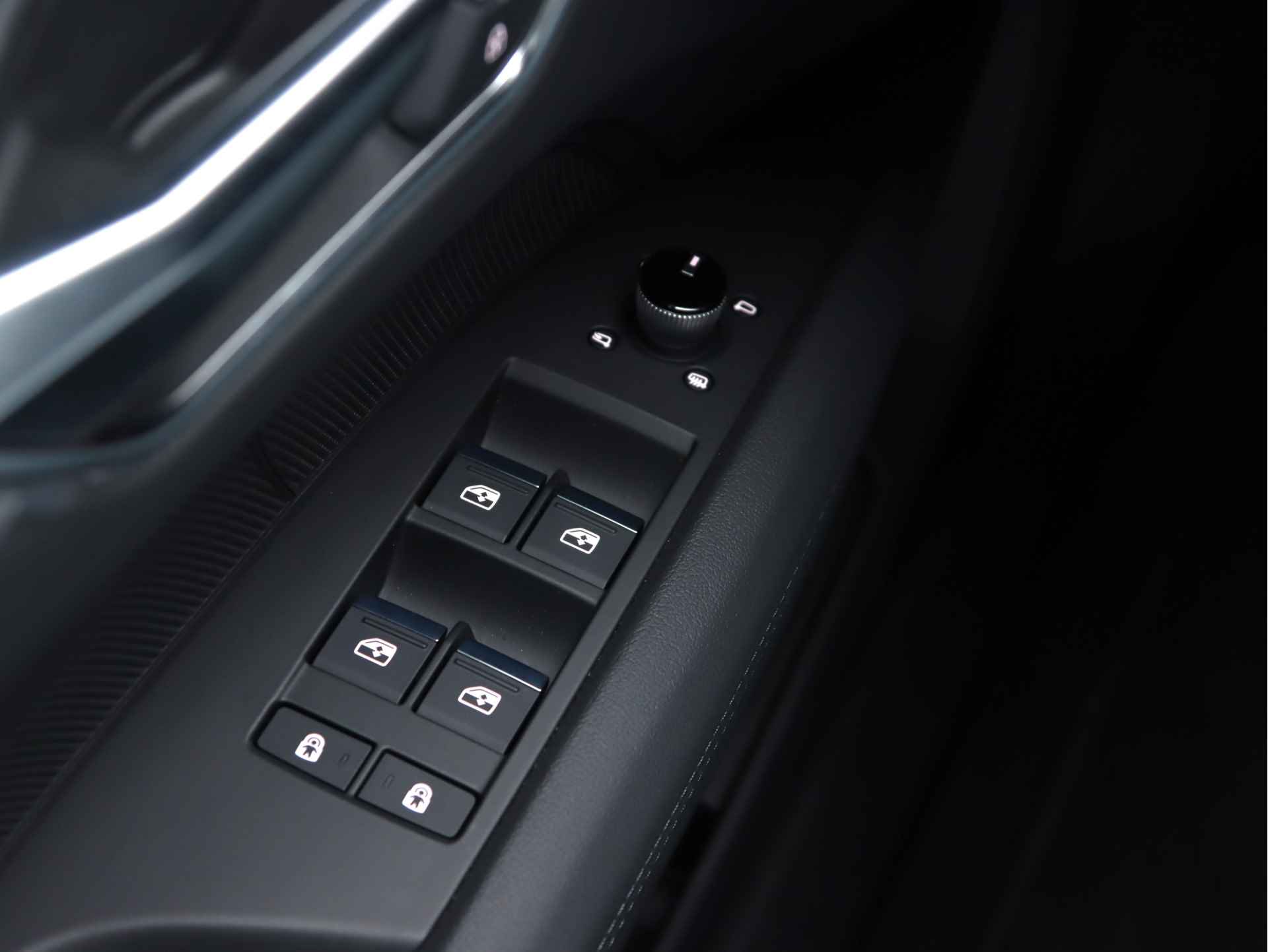 Audi e-tron GT 476pk | 95Kwh | Vierwielbesturing | Luchtvering | Concaver 22" Exclusive wielen | Panoramadak | B&O - 49/60
