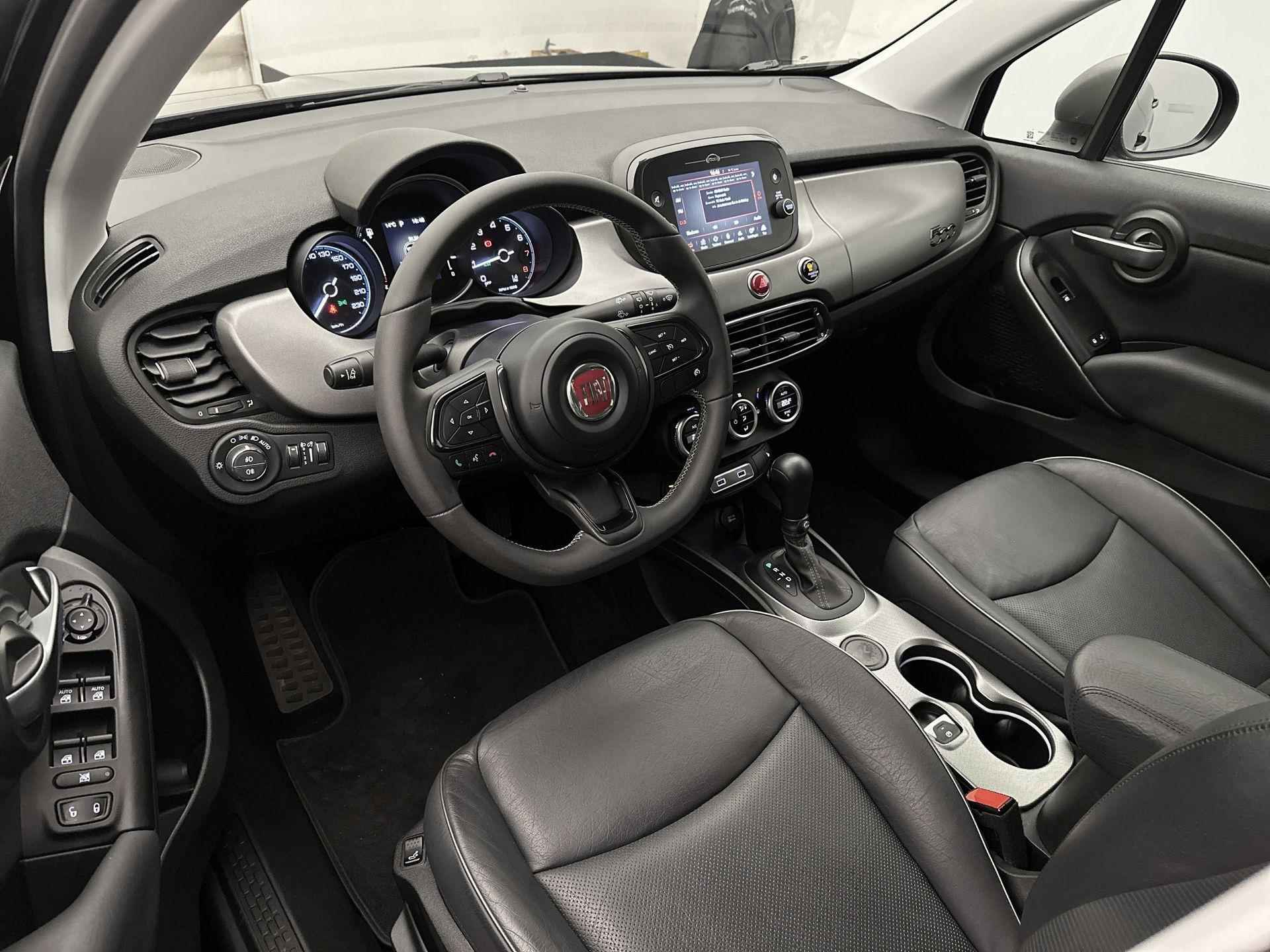 Fiat 500 X SUV Sport 130 pk Automaat | Navigatie | Panoramadak | Achteruitrijcamera | Parkeersensoren Achter | Voorstoelen Verwarmd | Keyless Entry/Start | LED Dagrijverlichting | Dodehoek Detectie | Adaptieve Cruise Control | 18" Lichtmetalen Velgen | Apple Carplay/Android Auto | - 10/33