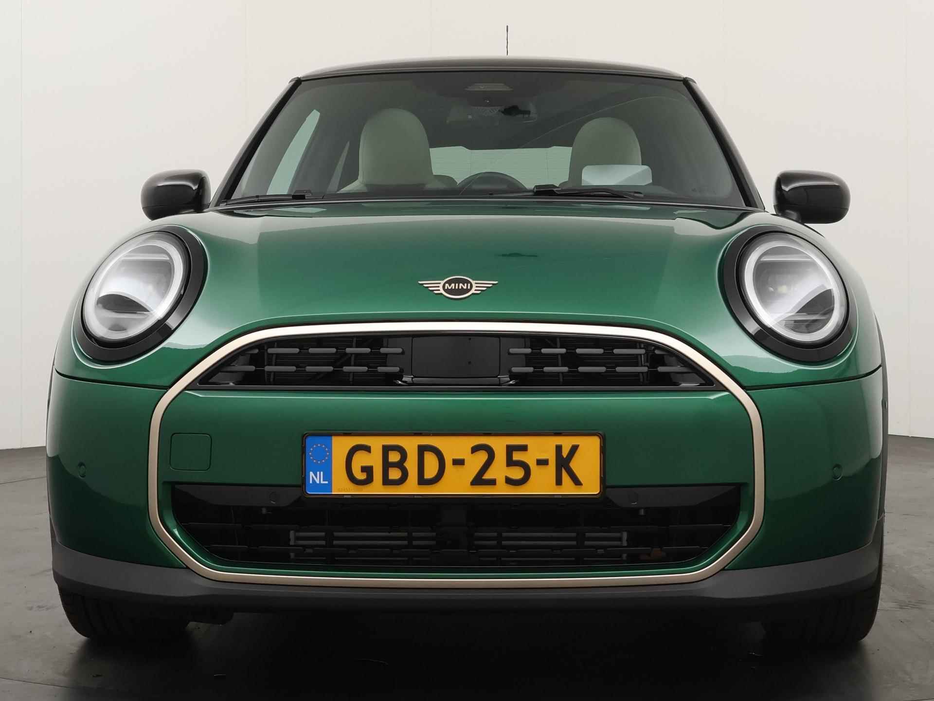 Mini Mini 1.5 Cooper C Favoured S Mini Mini 1.5 Cooper C Favoured - 9/29