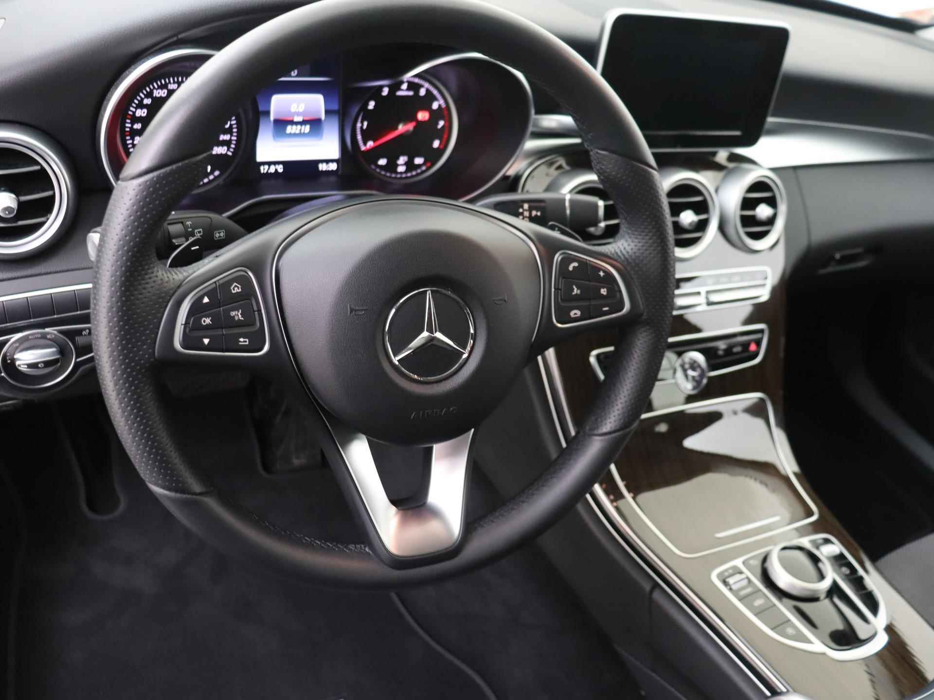 Mercedes-Benz C-klasse Estate 250 Premium / Luchtvering / Dodehoek / Elek. Achterklep / Camera - 4/33