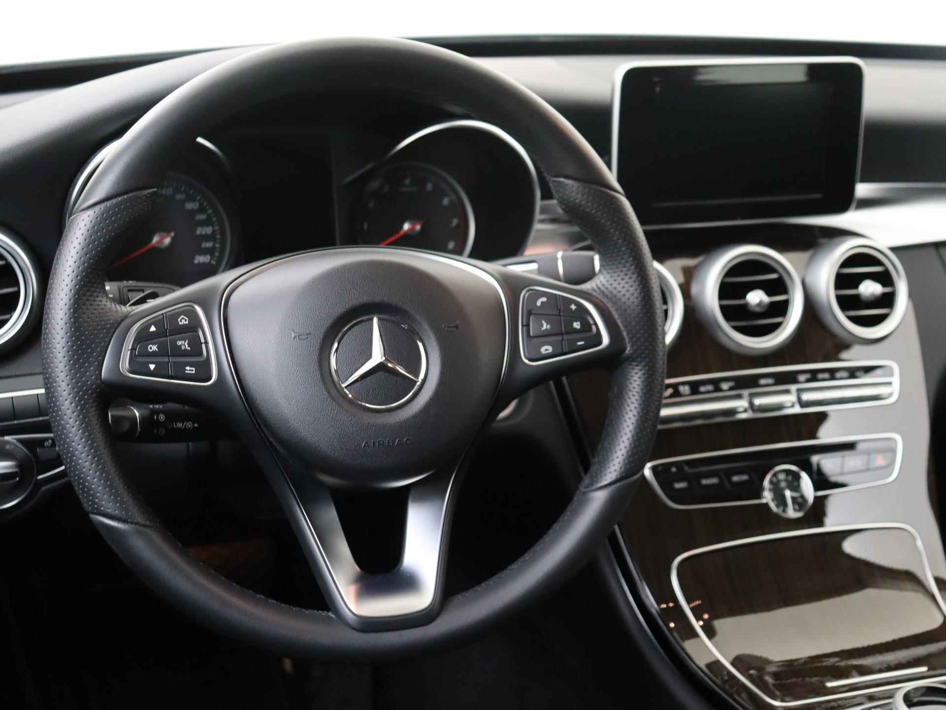Mercedes-Benz C-klasse Estate 250 Premium / Luchtvering / Dodehoek / Elek. Achterklep / Camera - 6/33