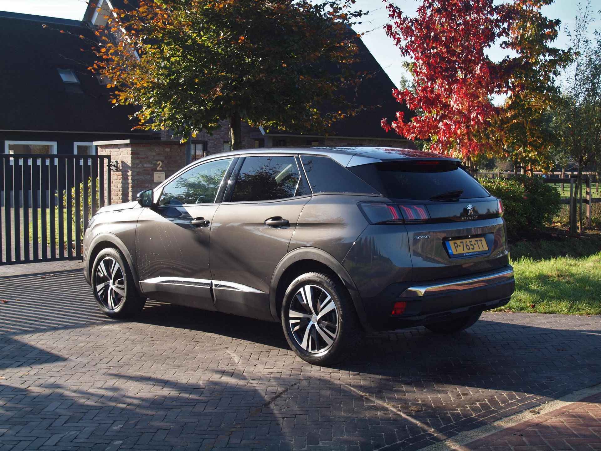 Peugeot 3008 1.2 PureTech Allure Pack Business | Camera | Apple Carplay | Cruise Control | Navi | - 8/30