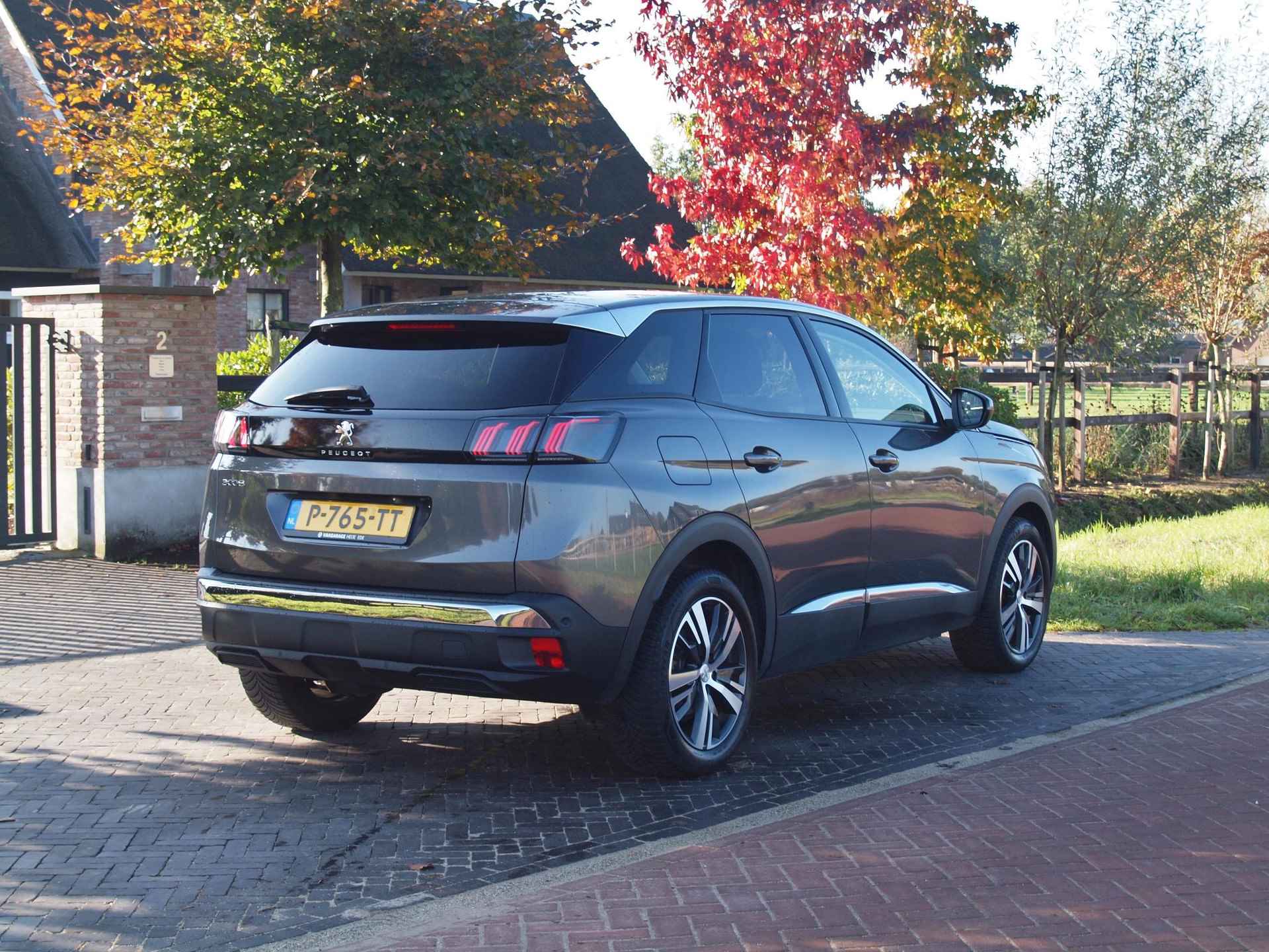 Peugeot 3008 1.2 PureTech Allure Pack Business | Camera | Apple Carplay | Cruise Control | Navi | - 10/30