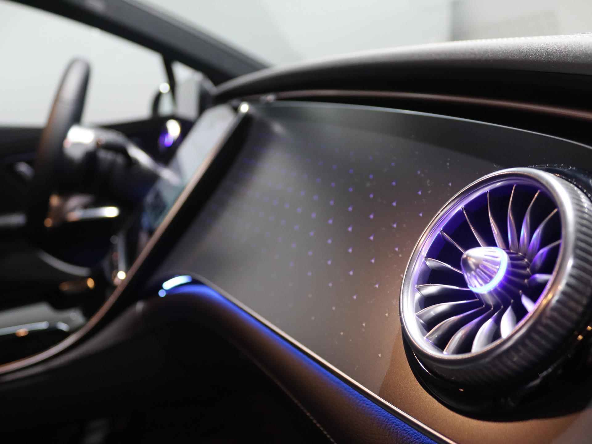 Mercedes-Benz EQE 300 Business Line | Panoramadak | Privacy Glass | Achteruitrijcamera | Sfeerverlichting | Stoelverwarming | Apple CarPlay | - 23/28