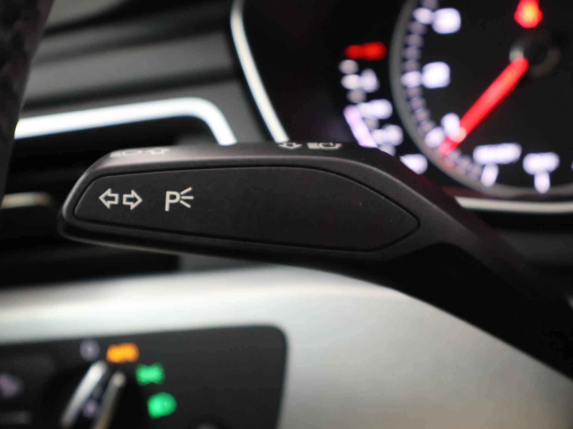 Audi A4 Avant 1.4 TFSI Sport S-line | Afneembare Trekhaak | Navigatie | Stoelverwarming | Bluetooth | Cruise control | Parkeercamera | - 34/45