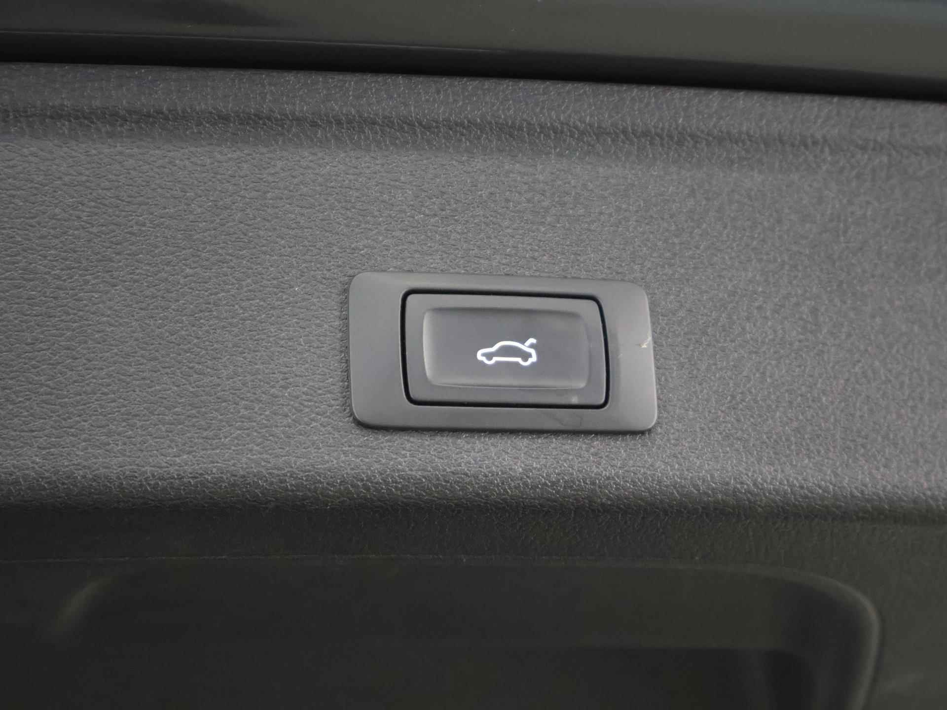 Audi A4 Avant 1.4 TFSI Sport S-line | Afneembare Trekhaak | Navigatie | Stoelverwarming | Bluetooth | Cruise control | Parkeercamera | - 41/45