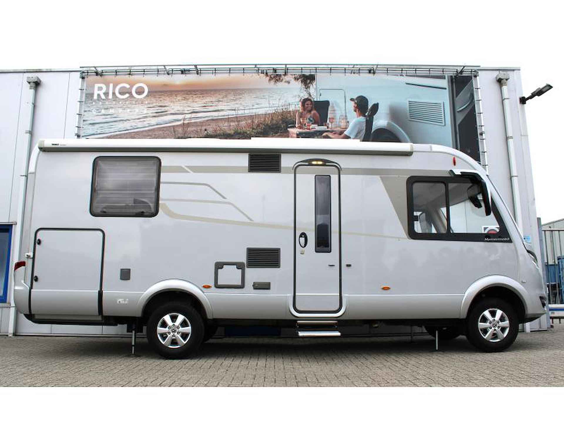 Hymer BMC-I 690  Nieuwstaat, zeer compleet - 5/25