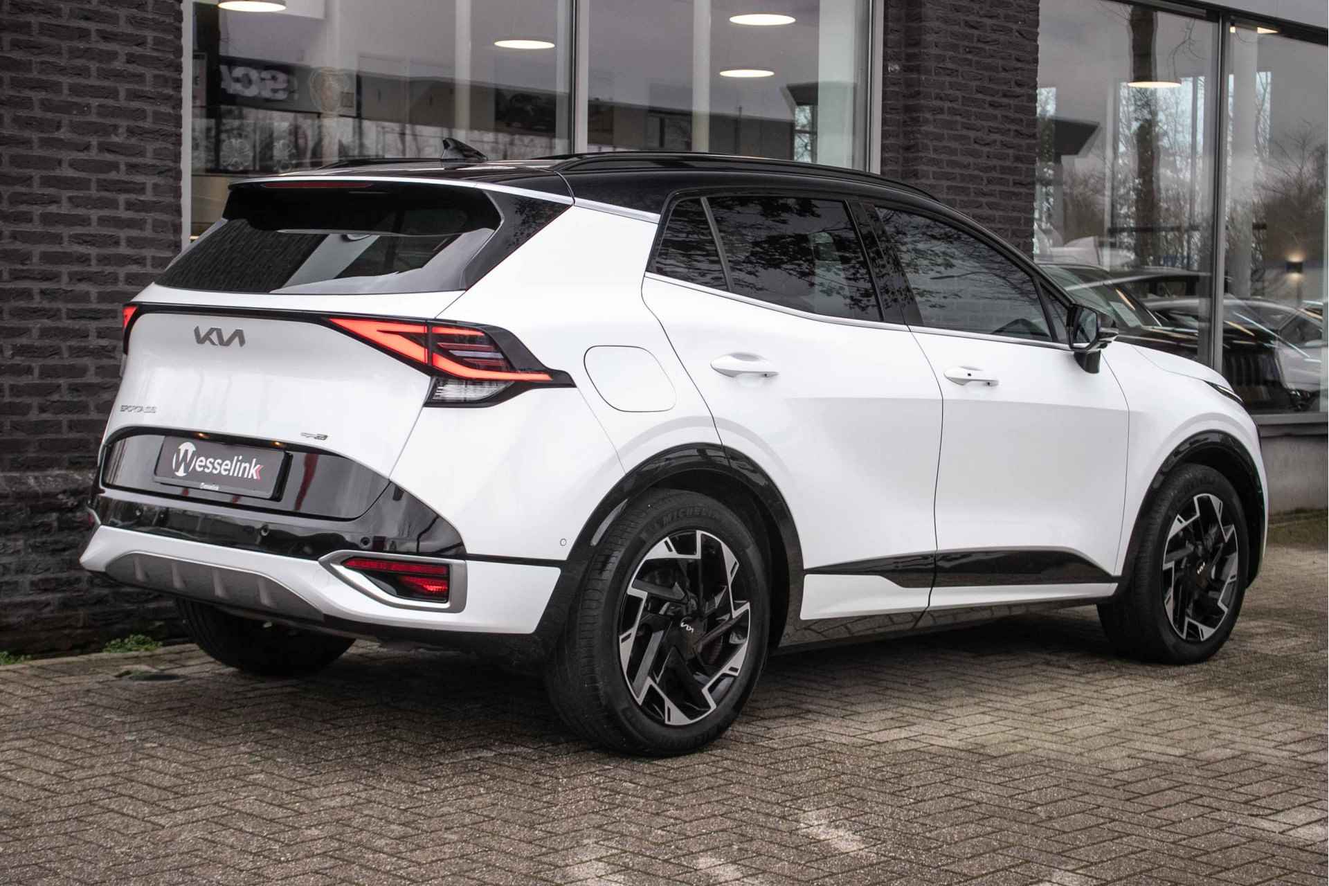 Kia Sportage 1.6 T-GDi Plug-in Hybrid AWD GT-Line _ All-in rijklaarprijs | two tone | Apple cp/Android auto - 3/48