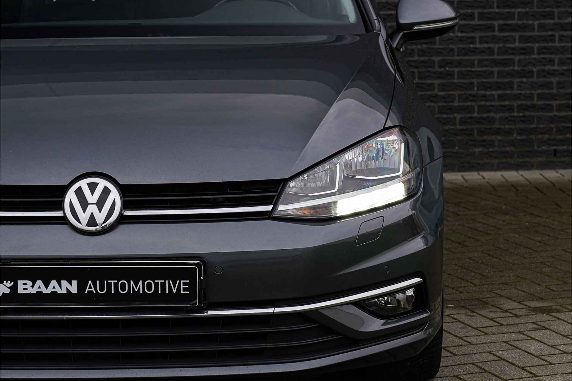 Volkswagen Golf 1.6 TDI Comfortline | Navigatie | DAB+ | Apple carplay/android auto - 32/33