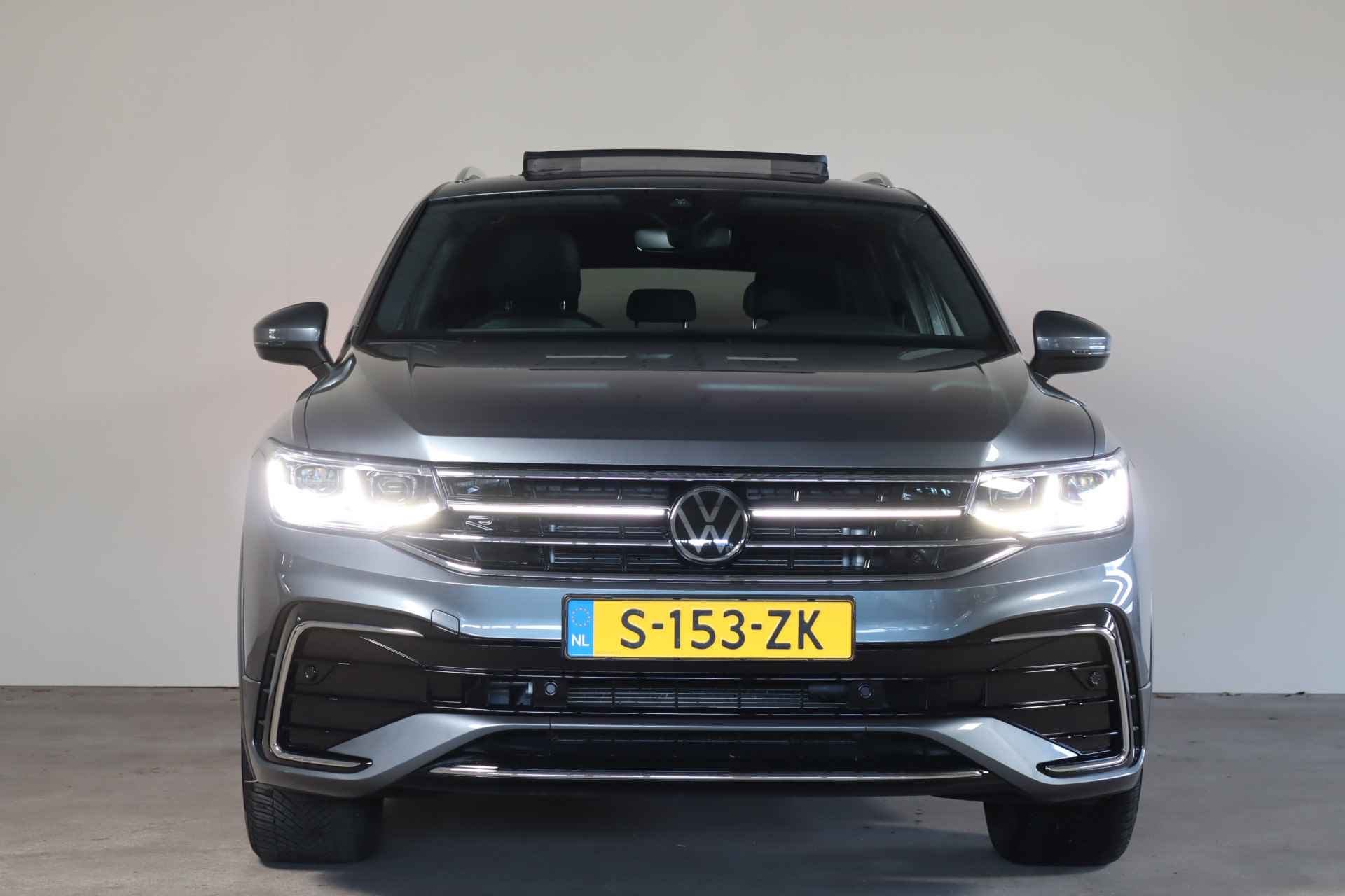 Volkswagen Tiguan Allspace 1.5 TSI R-Line Business+ 7p. NL-Auto!! Zeer compleet!! - 4/46