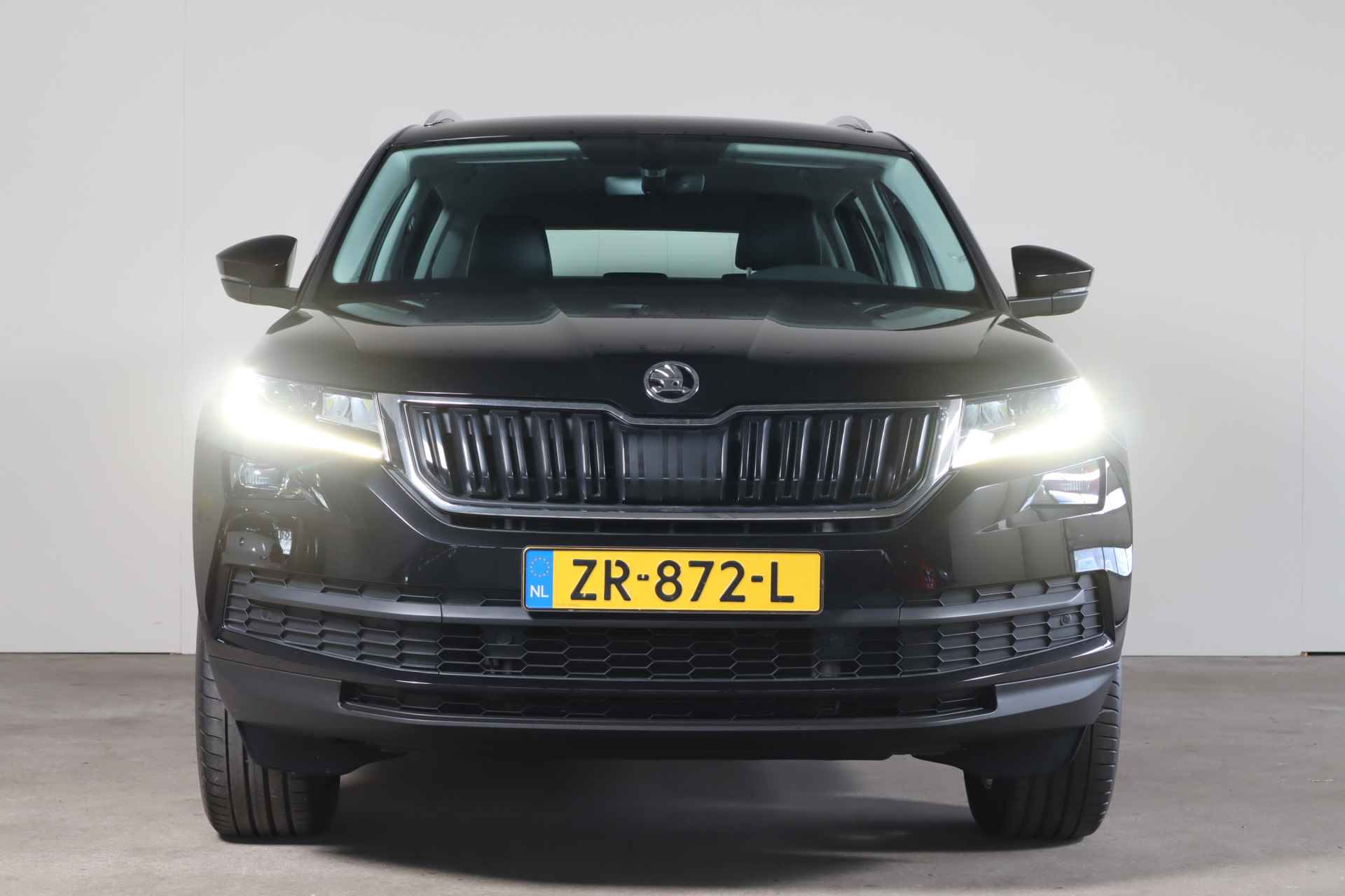 Škoda Kodiaq 1.5 TSI Business Edition NL-Auto!! Half-Leder I Camera I Apple-Carplay - 4/30