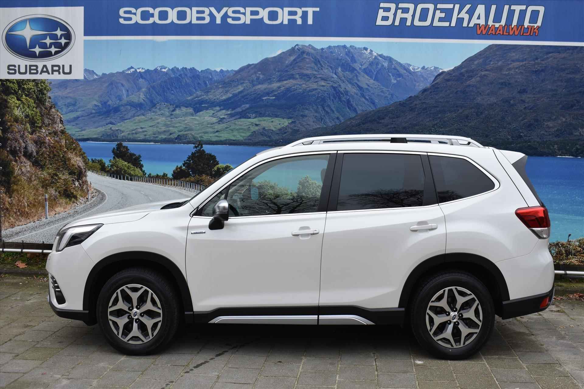 SUBARU Forester 2.0i e-BOXER MHEV CVT Luxury - 4/43