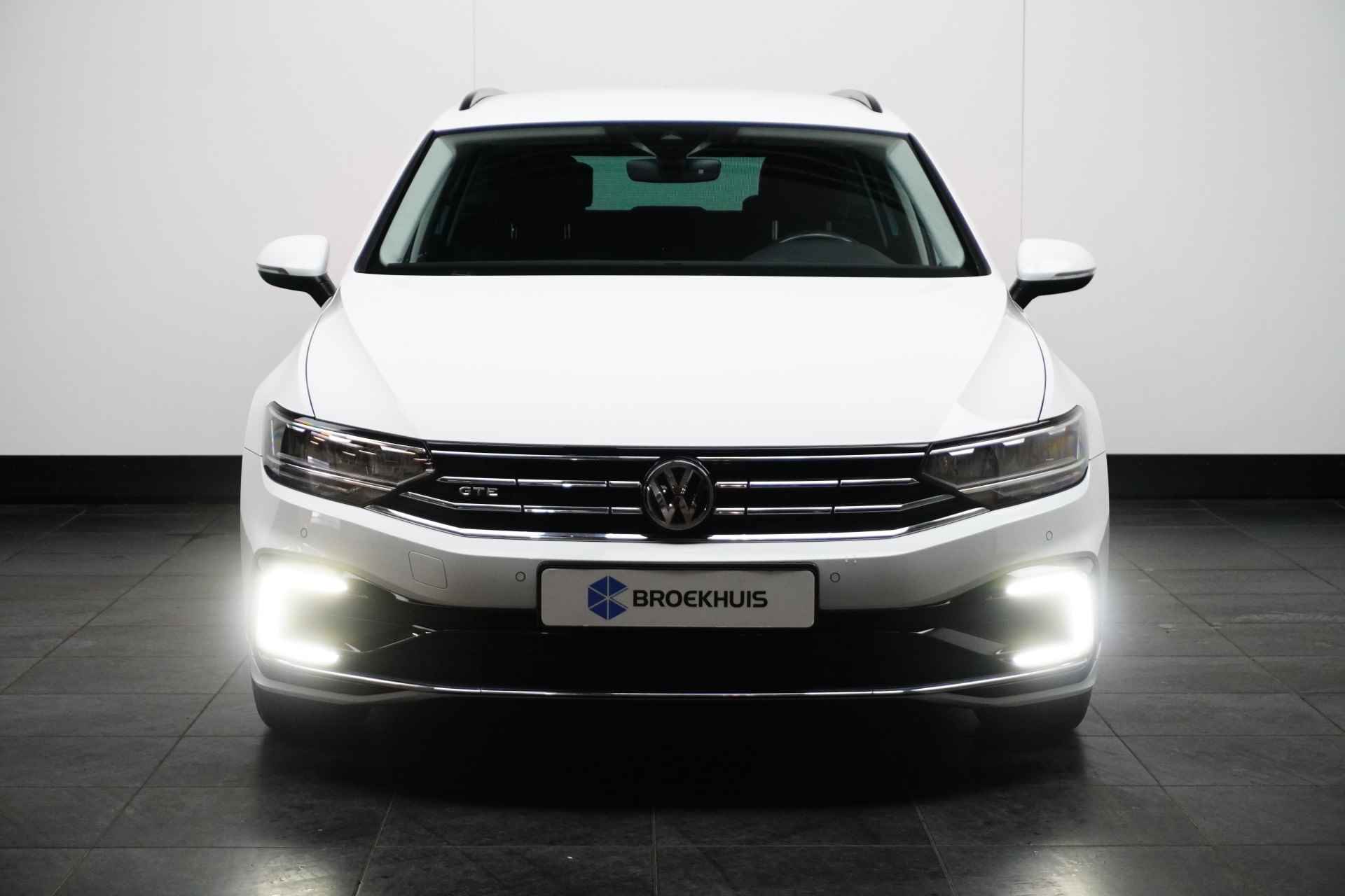 Volkswagen Passat Variant 1.4 TSI PHEV GTE Business | Trekhaak| Camera | Stoelverwarming| - 3/33