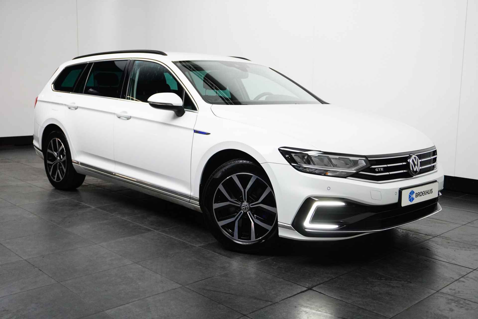 Volkswagen Passat Variant 1.4 TSI PHEV GTE Business | Trekhaak| Camera | Stoelverwarming| - 4/33