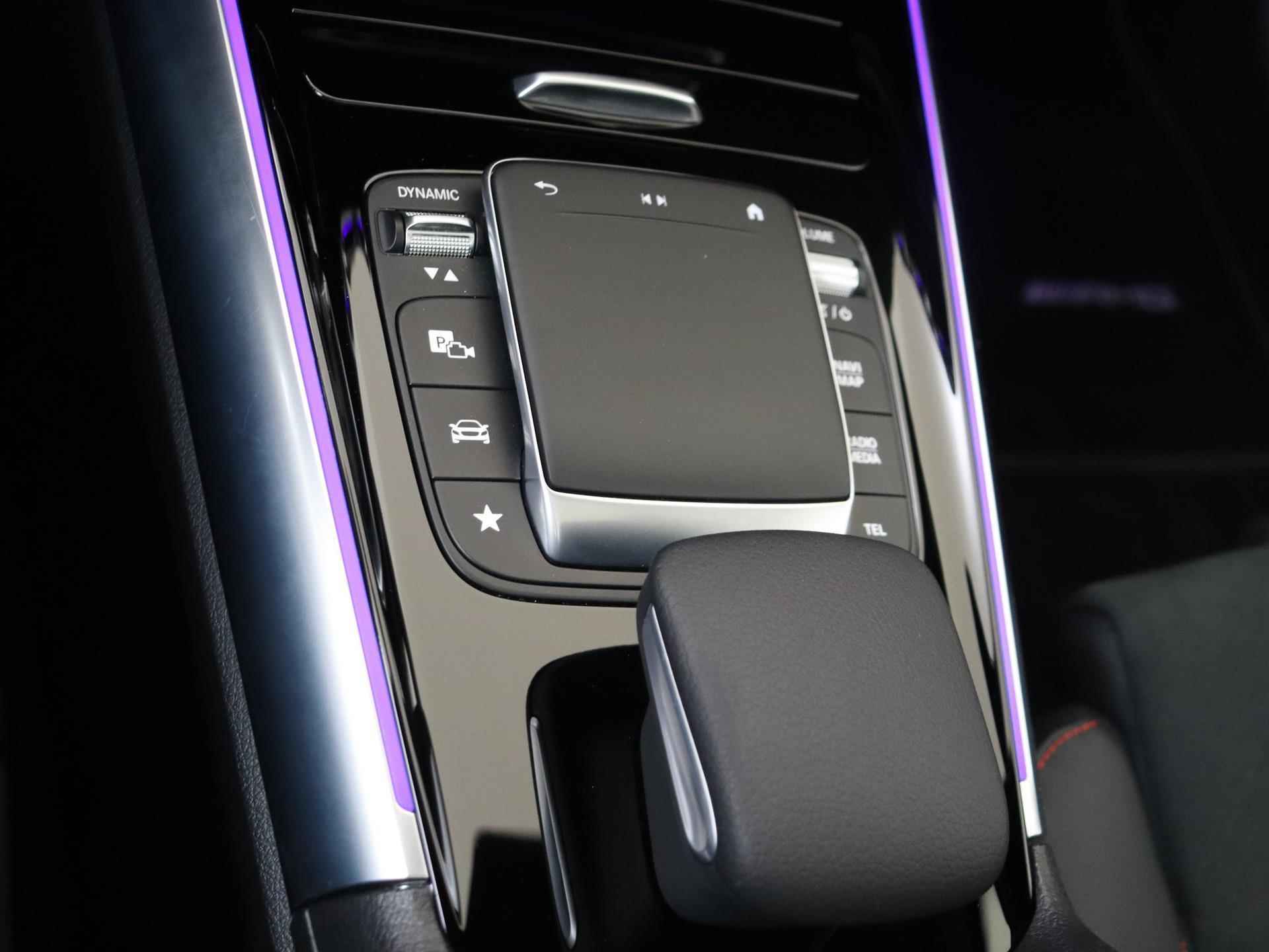 Mercedes-Benz EQA 250 Business Solution AMG 67 kWh /AMG /Panoramadak / Night pakket/ 20 Inch /Memory stoelen /360 Camera - 22/35