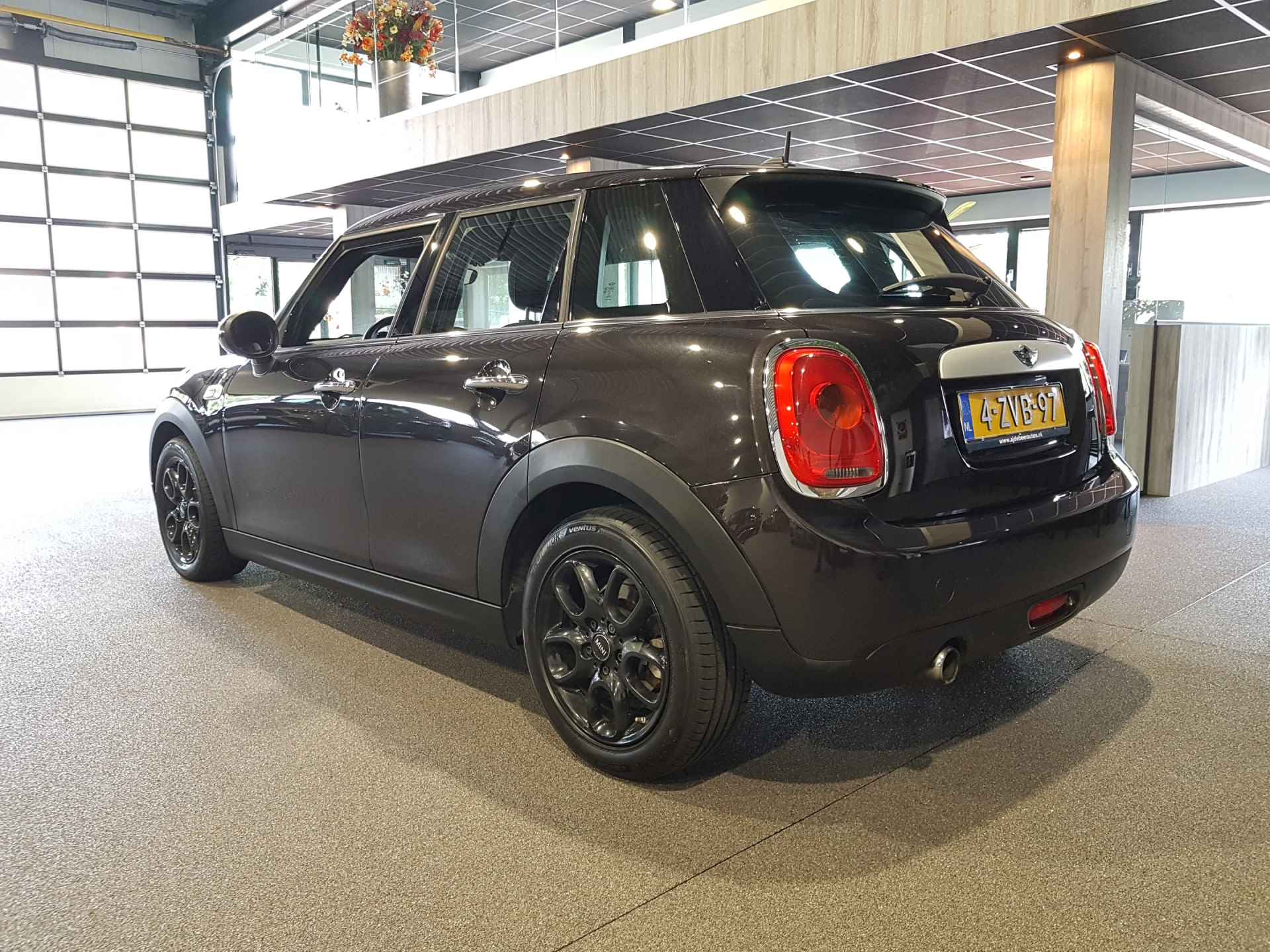 MINI Mini 1.5 Cooper Salt Business 136 PK | Navigatie | Airco Clima | LMV - 3/27