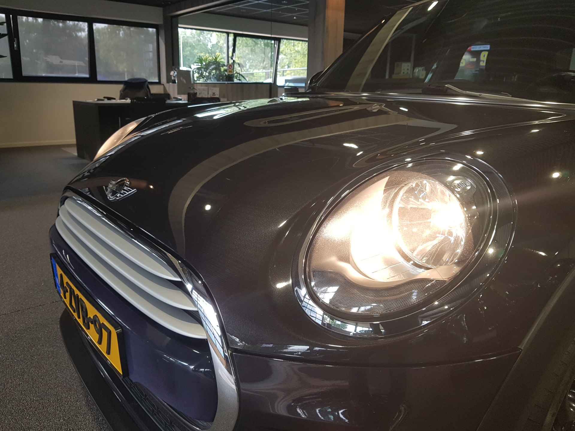 MINI Mini 1.5 Cooper Salt Business 136 PK | Navigatie | Airco Clima | LMV - 18/27