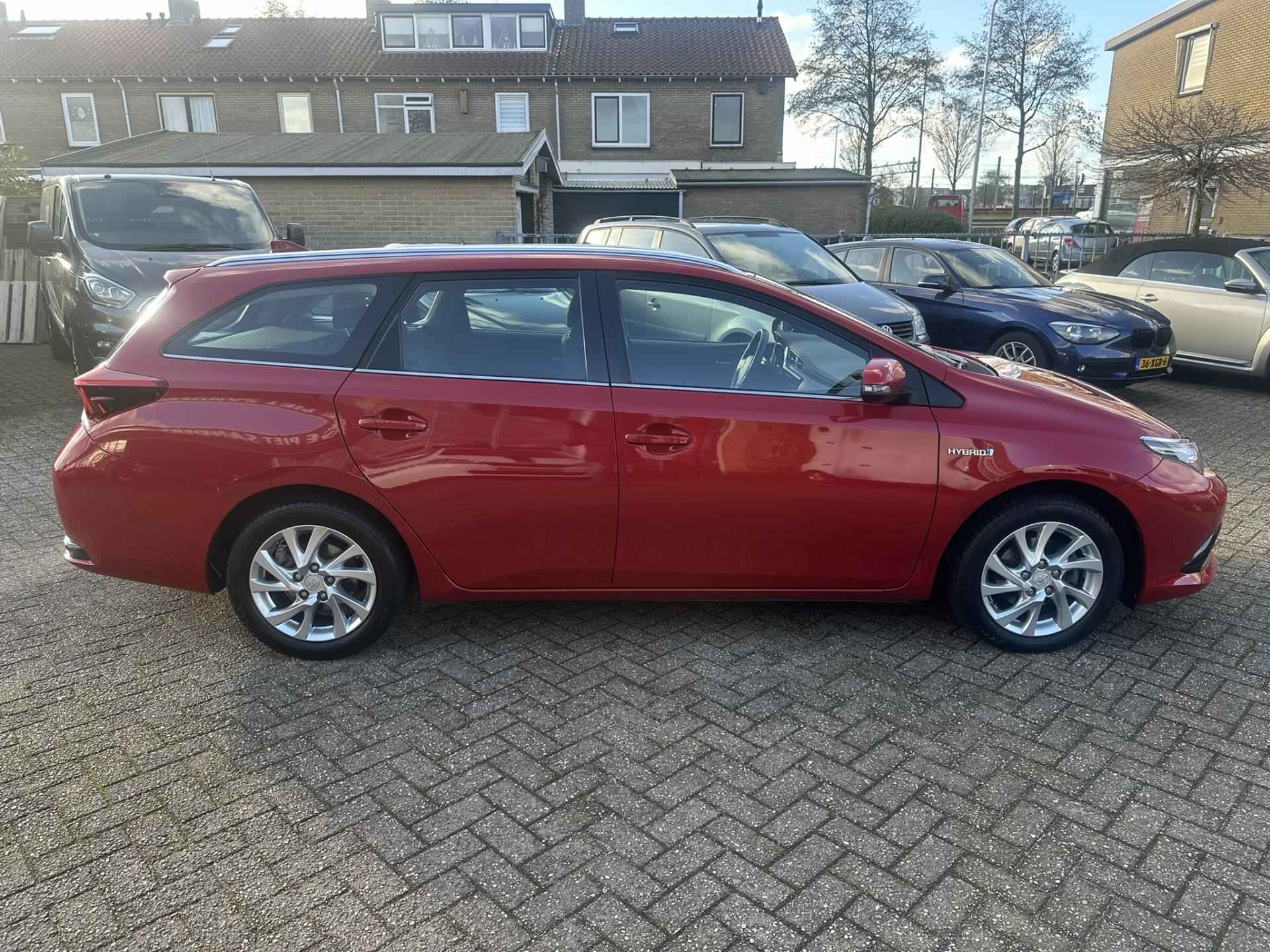 Toyota Auris Touring Sports 1.8 Hybrid Dynamic I Trekhaak, Clima I Camera I Navi I - 4/22