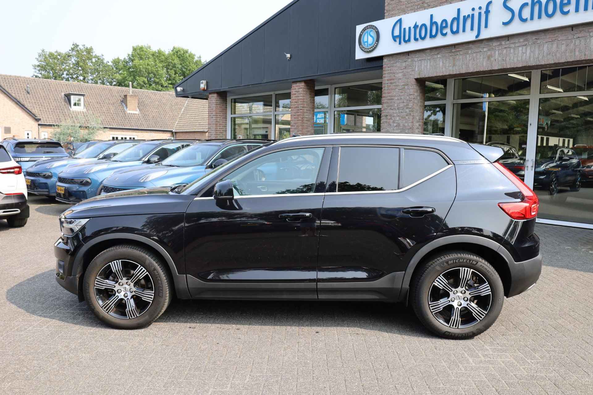 Volvo XC40 1.5 T3 Inscription PANO 360-CAMERA LEER HARMAN/KARDON 18"LMV 2xPDC NAVI DODEHOEK ENZ! - 4/46