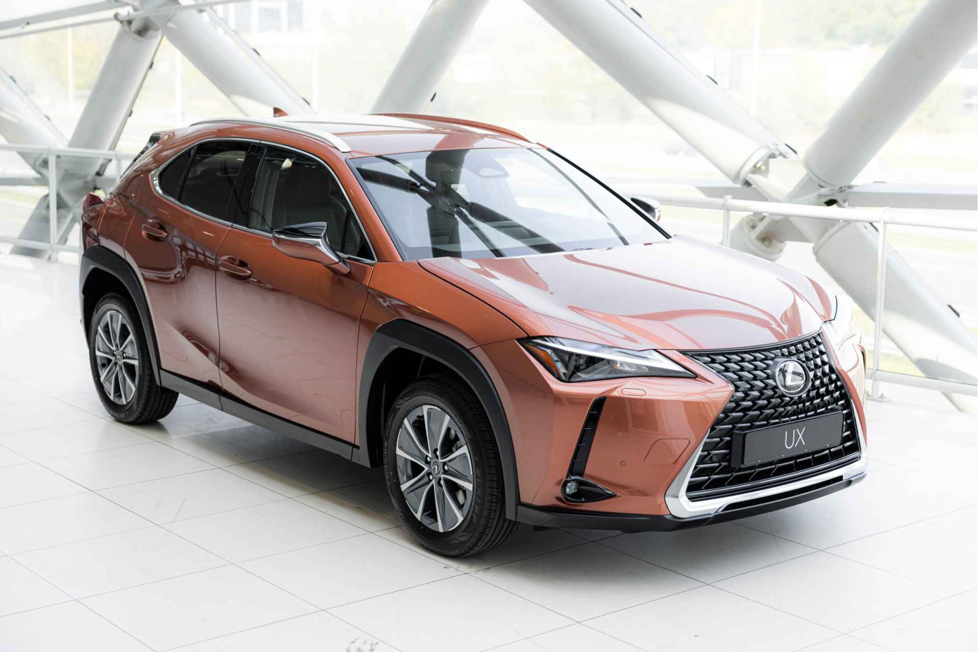 Lexus UX 300e Luxury Line 73 kWh | Carplay | 12.3" Display | Mark Levinson | - 44/50