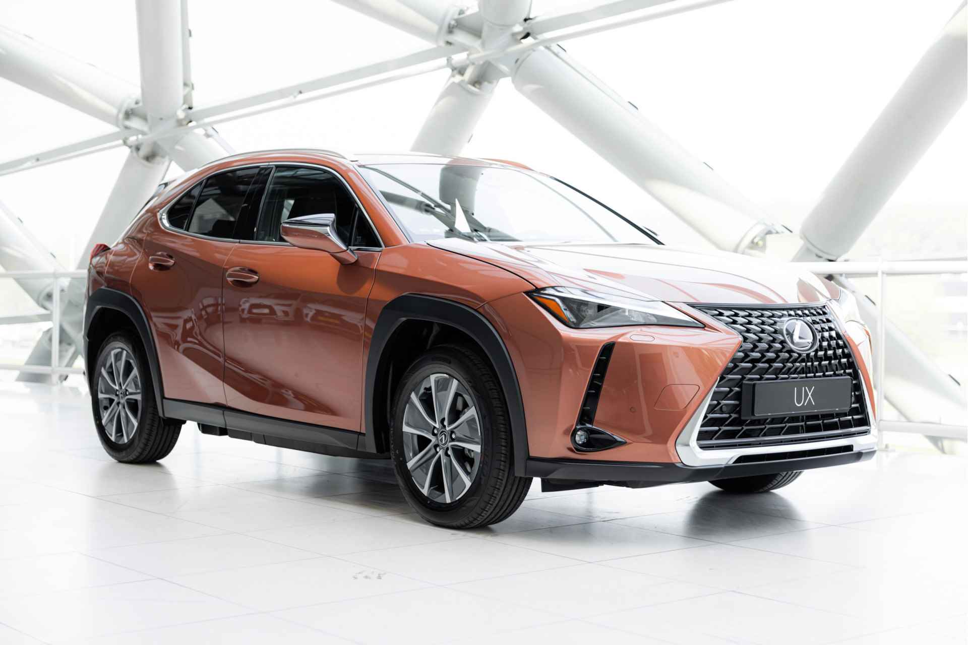 Lexus UX 300e Luxury Line 73 kWh | Carplay | 12.3" Display | Mark Levinson | - 45/50