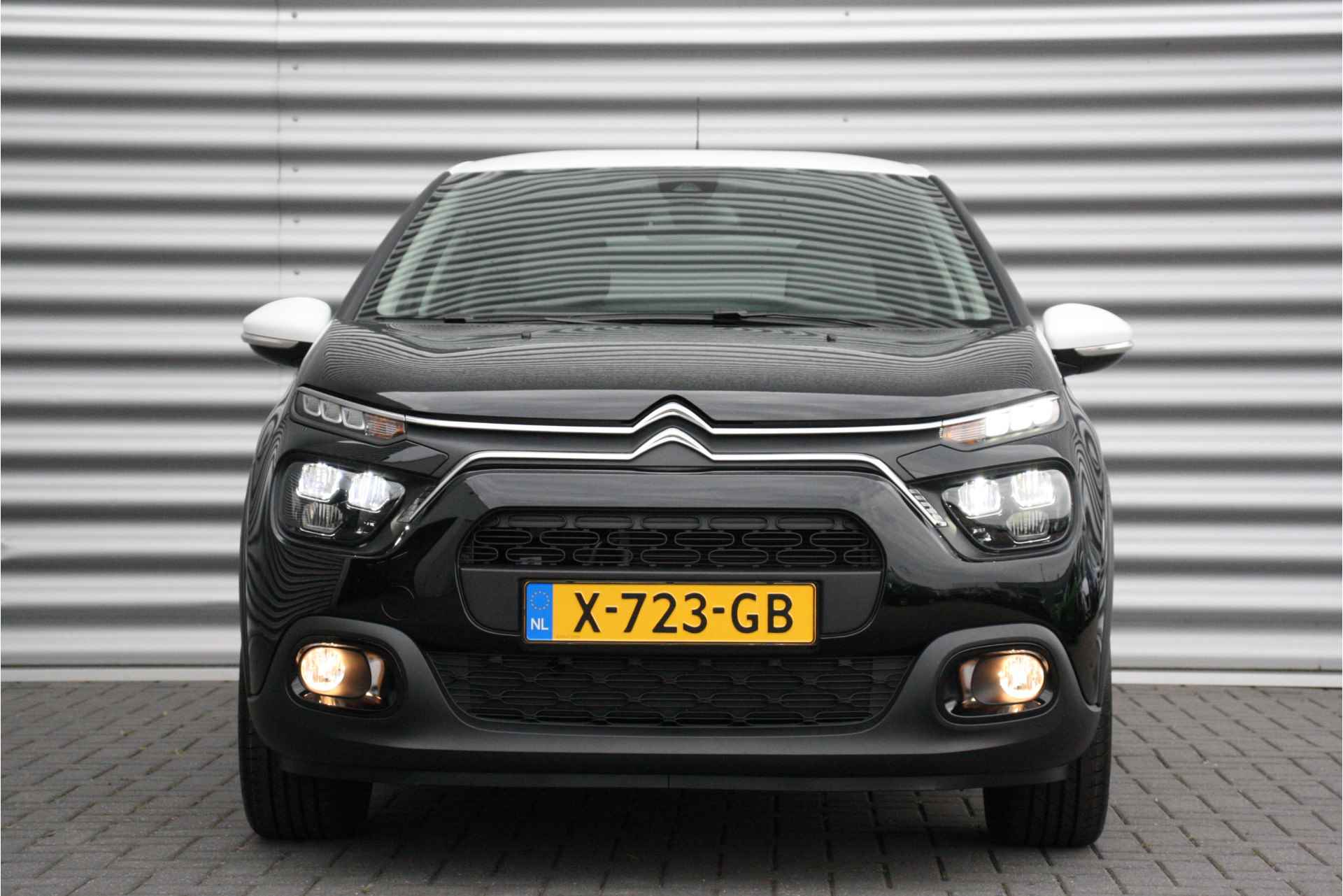 Citroën C3 C3 1.2 PureTech Feel Edition 83pk | VOORRAAD-ACTIE! | Navigatie | Achteruitrijcamera | 17"LMV | Apple C - 5/33