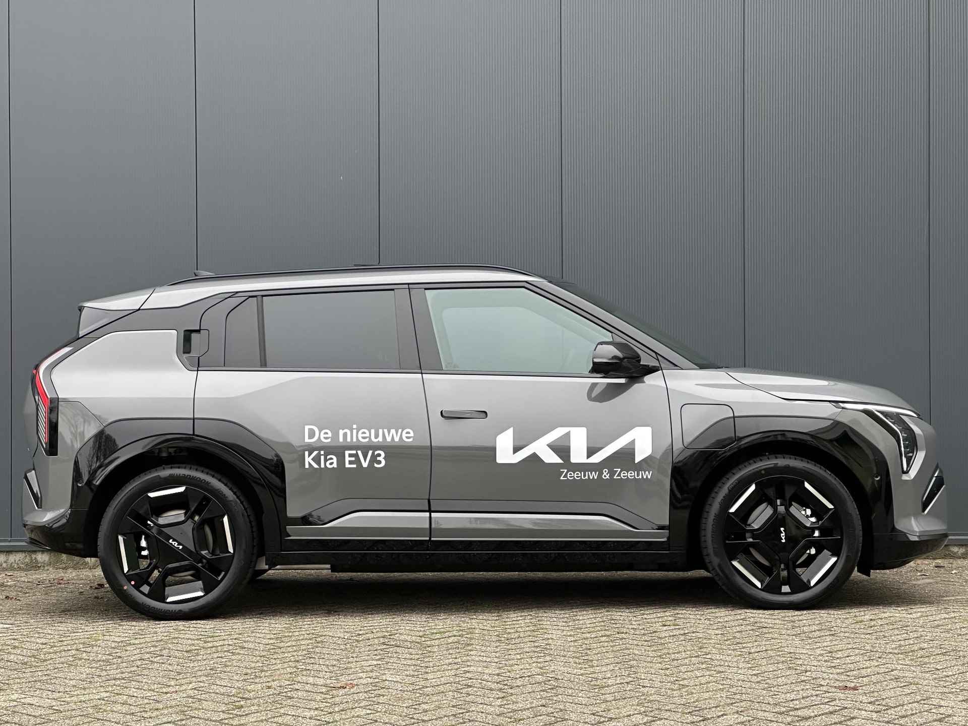 Kia EV3 GT-PlusLine 81.4 kWh | *Nu te bestellen* | *Gratis metallic lak* | Private Lease vanaf €684,- | 571KM WLTP | Bel 079 361 64 44 voor een afspraak - 9/39