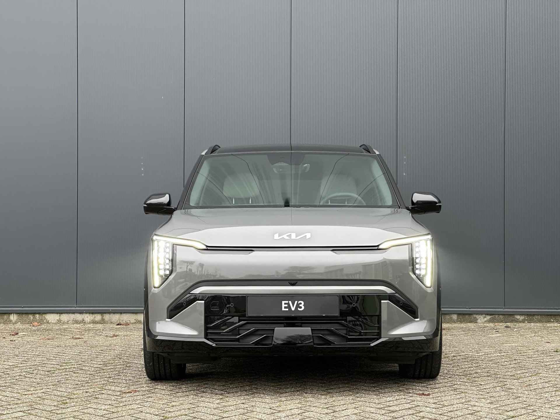 Kia EV3 GT-PlusLine 81.4 kWh | *Nu te bestellen* | *Gratis metallic lak* | Private Lease vanaf €684,- | 571KM WLTP | Bel 079 361 64 44 voor een afspraak - 11/39