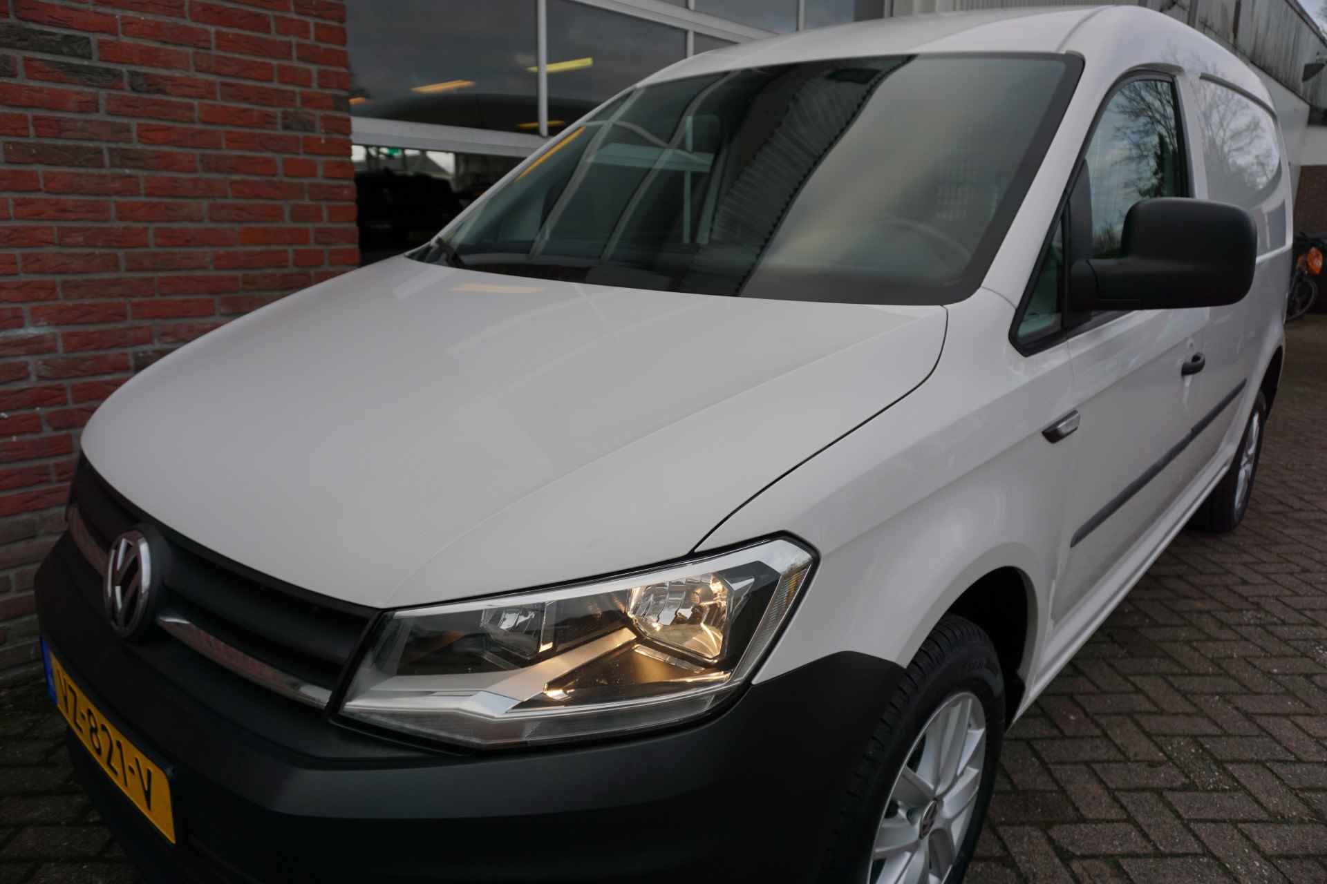 Volkswagen Caddy 2.0 TDI L2H1 BMT Maxi Highline Cruisecontr. | PDC | Navi - 27/29