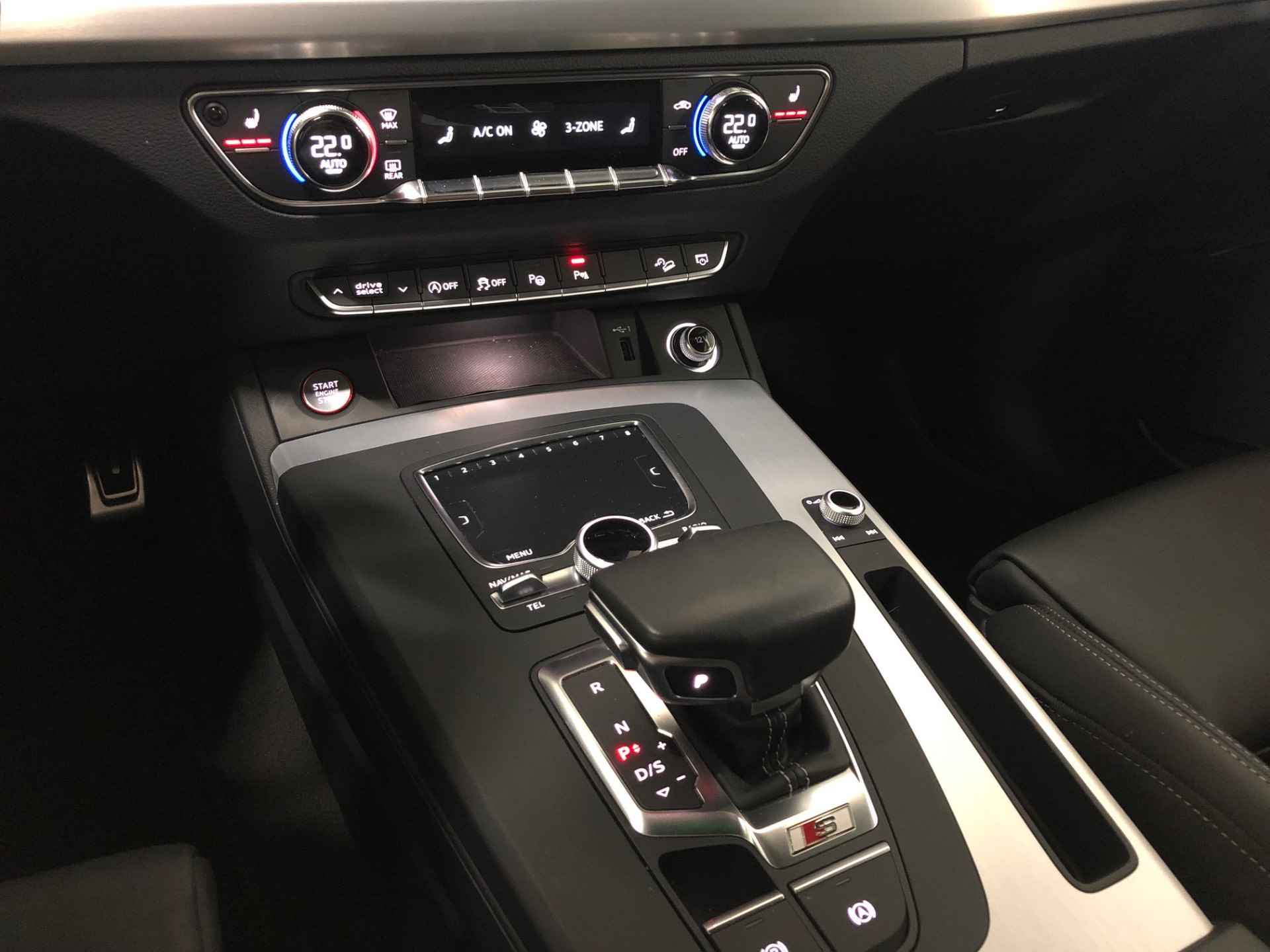 Audi Q5 3.0 TFSI SQ5 quattro Pro Line Plus ACC Luchtvering Headup Massage 360°cam Daimondstich - 28/42