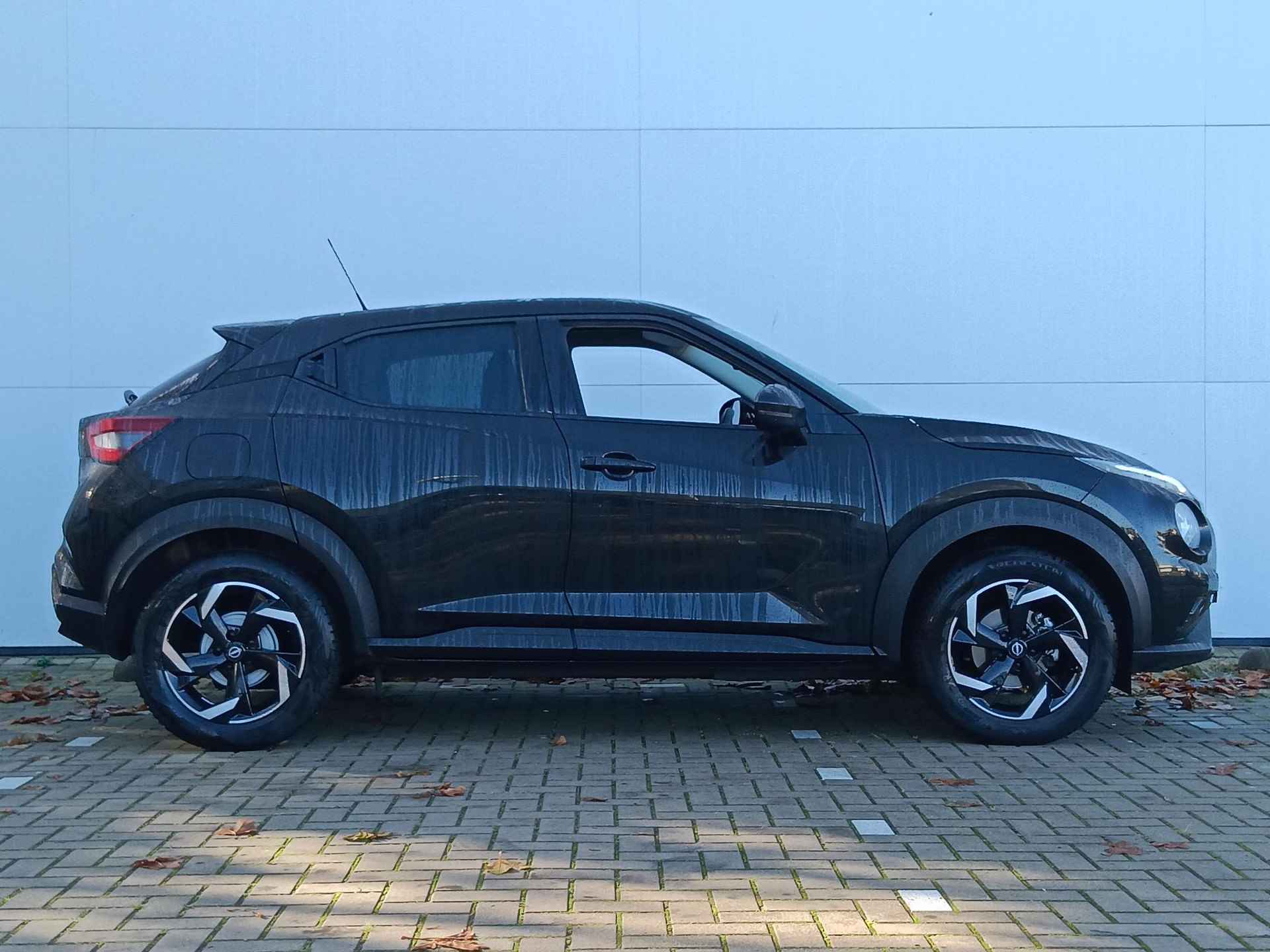 Nissan Juke 1.0 DIG-T 114 Acenta Stoelverwarming / Lichtmetalen Velgen / Climate Control - 11/31