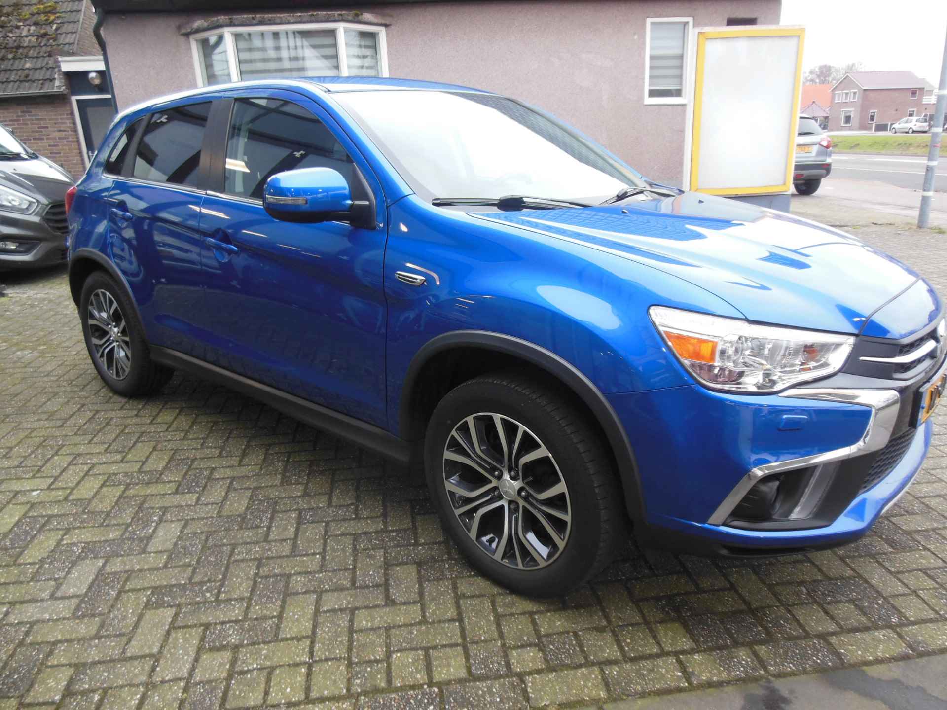 Mitsubishi ASX 1.6 Cleartec Connect Pro+ Staat in De Krim - 3/16