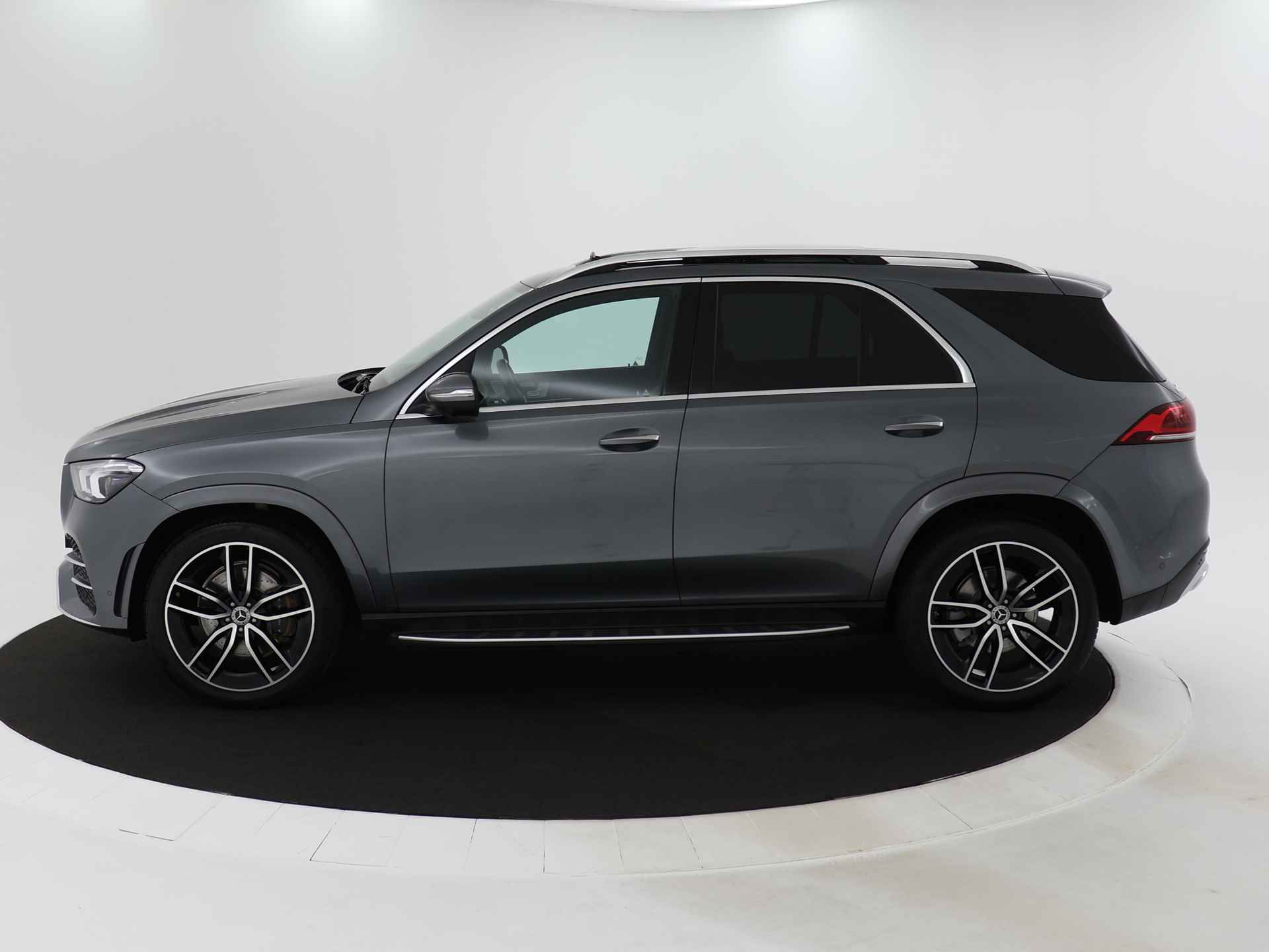 Mercedes-Benz GLE 400 d 4MATIC Premium Plus 7p | Luchtvering | Elektrisch bedienbare achterklep | Distronic | Multibeam LED koplampen | Burmester | Panoramadak | Trekhaak | Memory Stoelen | - 18/47