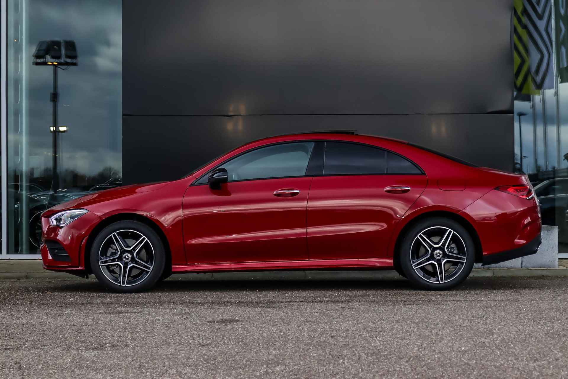 Mercedes-Benz CLA CLA 250e Coupé Automaat AMG Line | Nightpakket | Distronic | Panoramadak | 360° Camera | Multibeam LED | Advanced Sound System | Keyless-Go - 7/37