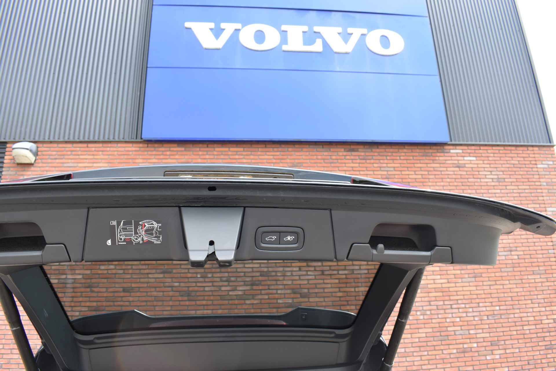 Volvo V90 T6 Recharge 355PK AWD Long Range R-Design | Lounge | Panoramadak | Harman/Kardon | Black Pack | - 21/37