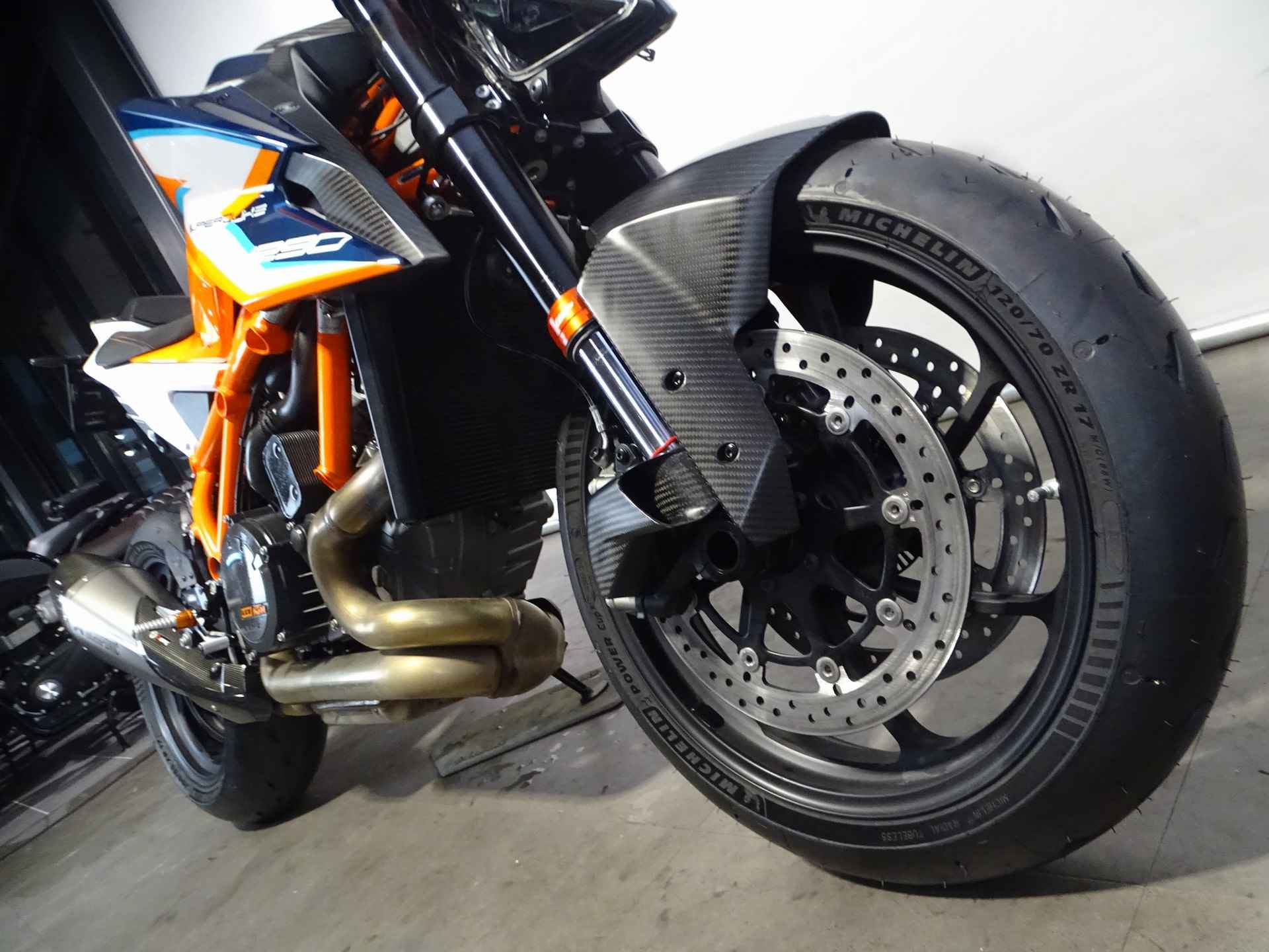 KTM 1290 SUPERDUKE RR - 4/9