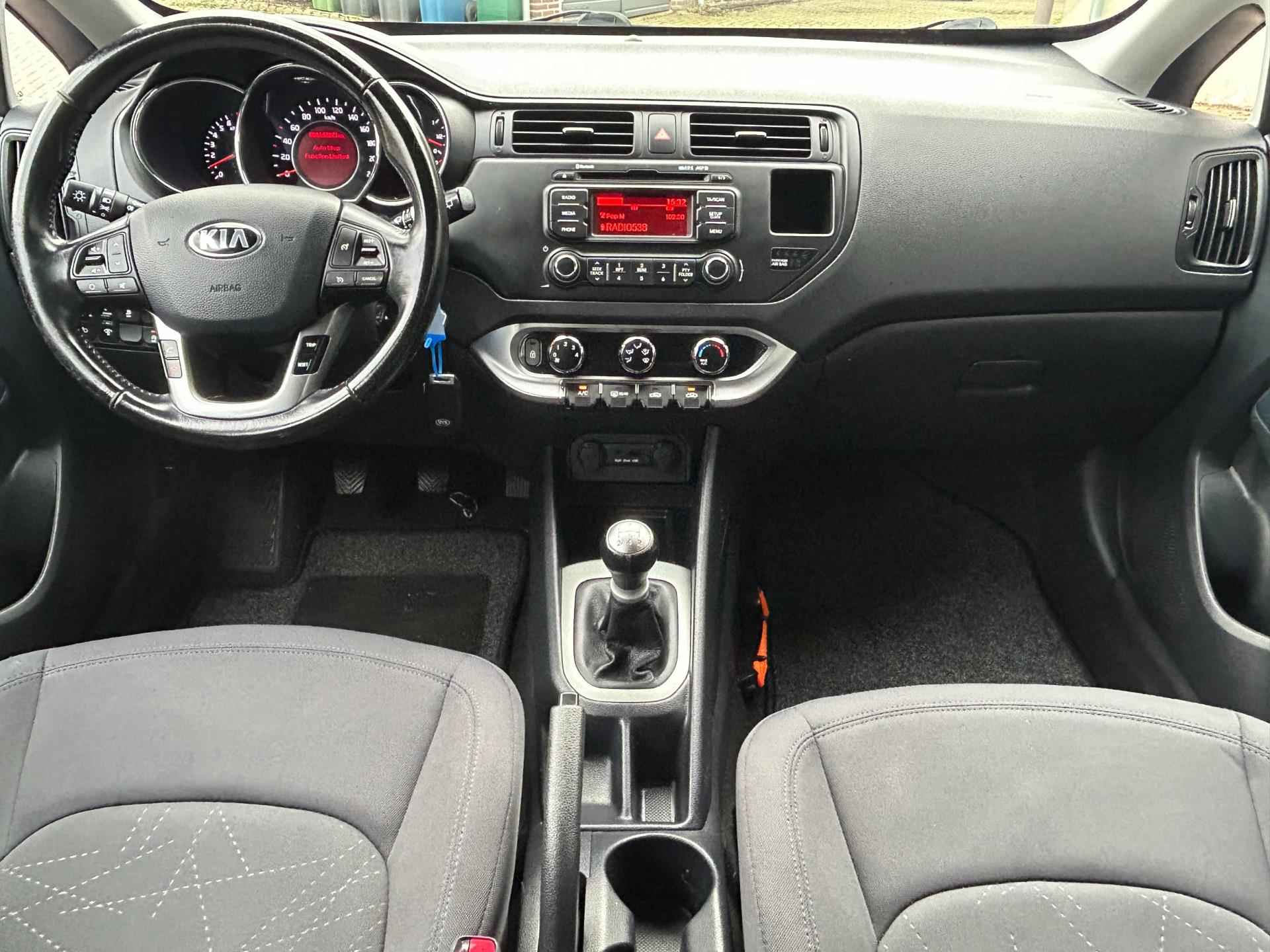 Kia Rio 1.2 CVVT BusinessLine 5Drs Airco Cruise Bluetooth Licht+Regensensor NAP NL-Auto Zeer Nette Staat! - 10/25