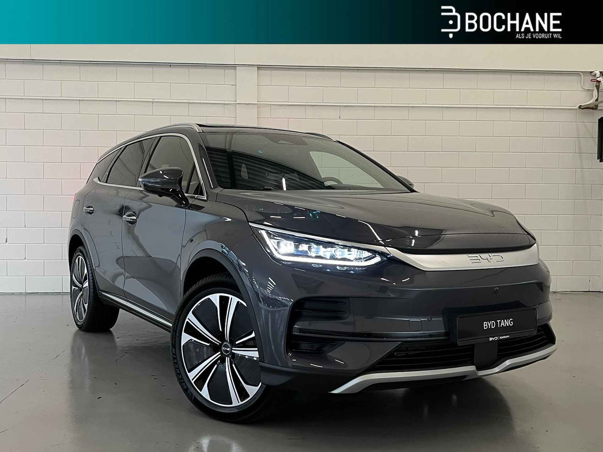 BYD TANG Flagship 108.8 kWh VOORRAAD 7 PERSOONS | APPLE CARPLAY |  PANORAMADAK | MASSAGE STOELEN | - 1/20