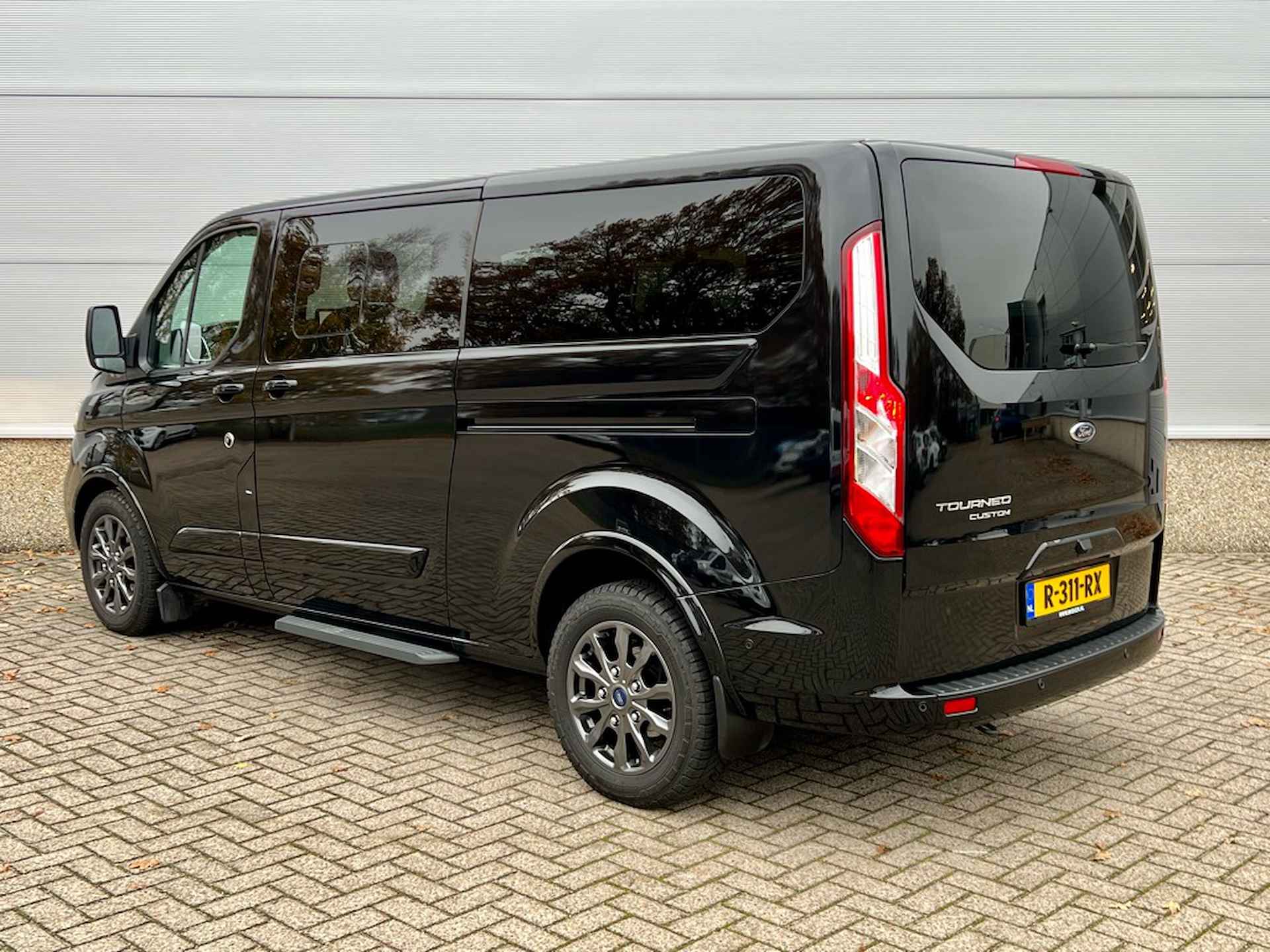 Ford Tourneo Custom Titanium Automaat limited 9 PERSOONS 320 2.0 TDCI L2H1 - 6/33